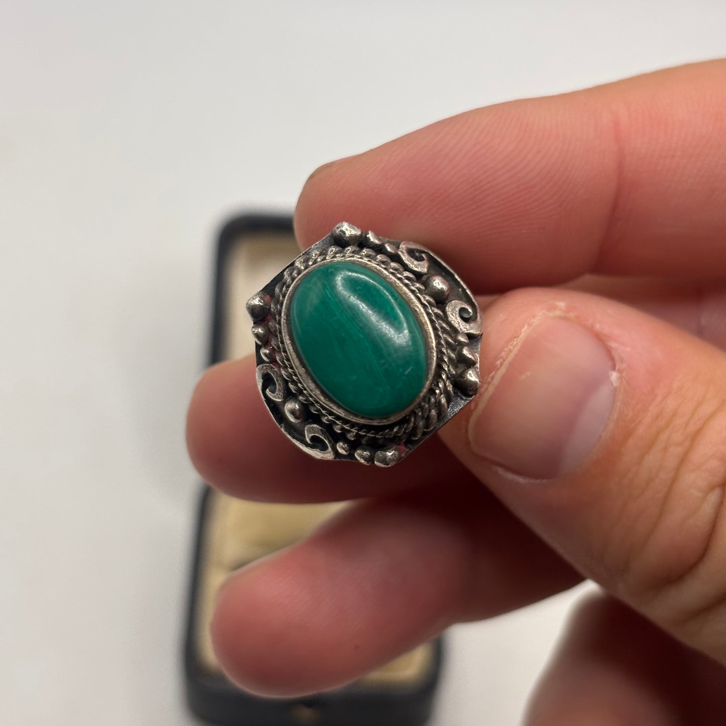 Silver Heavy Malachite Ring (L)