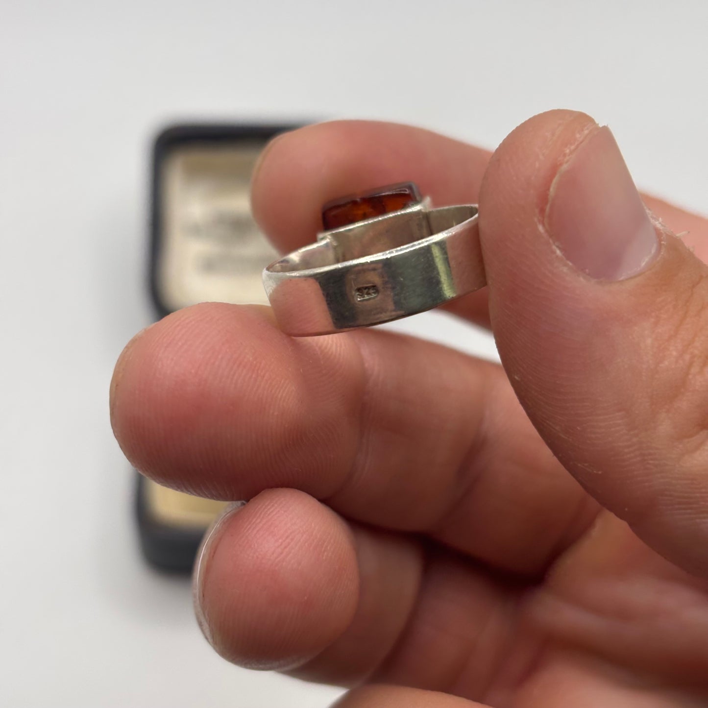 Silver Amber Ring (S)