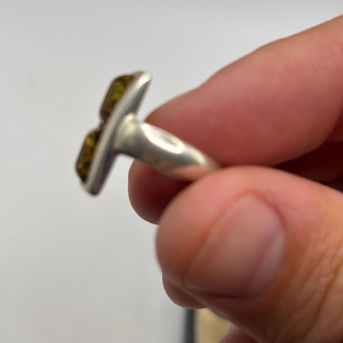 Silver Green Amber Ring (M)