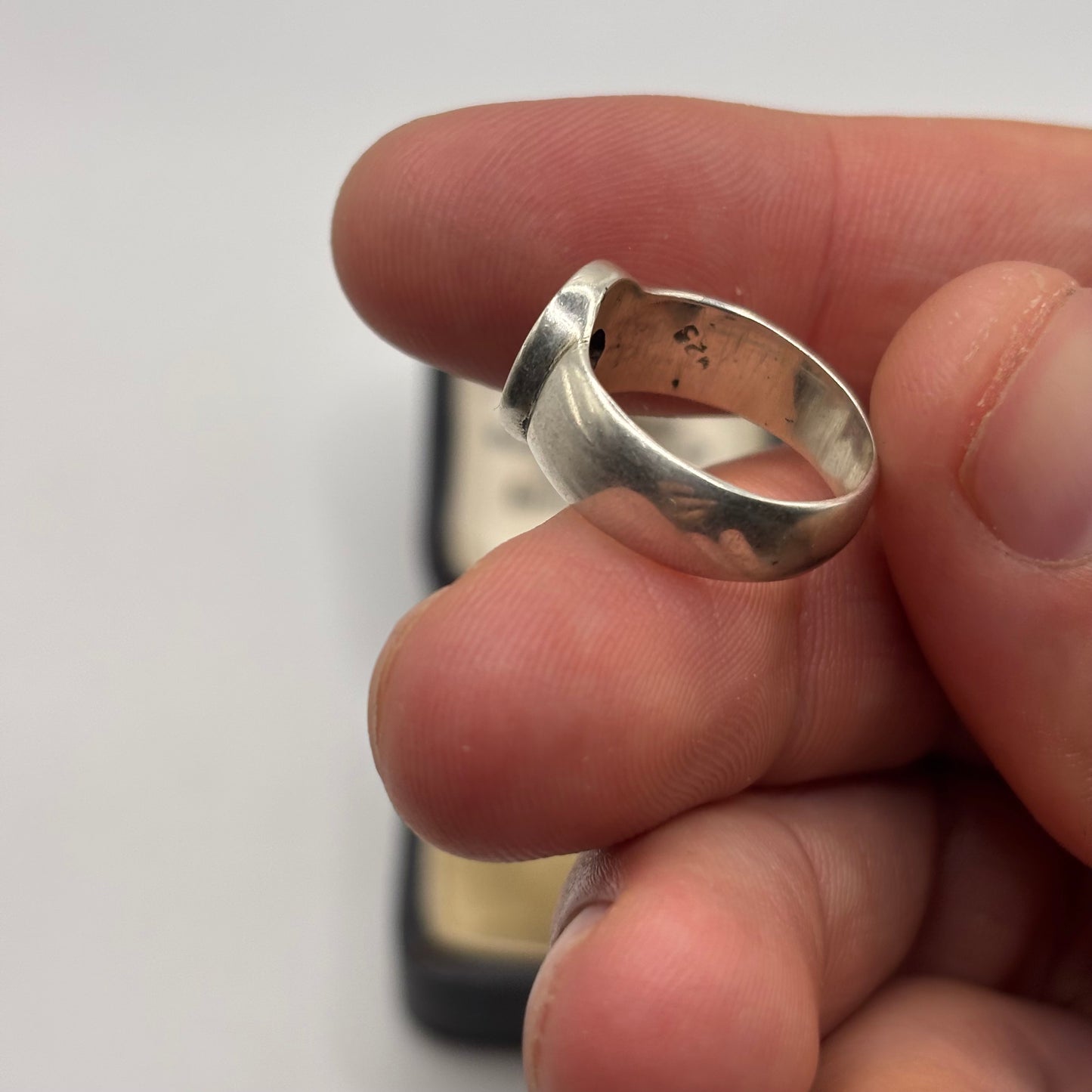 Silver Garnet Ring (M)