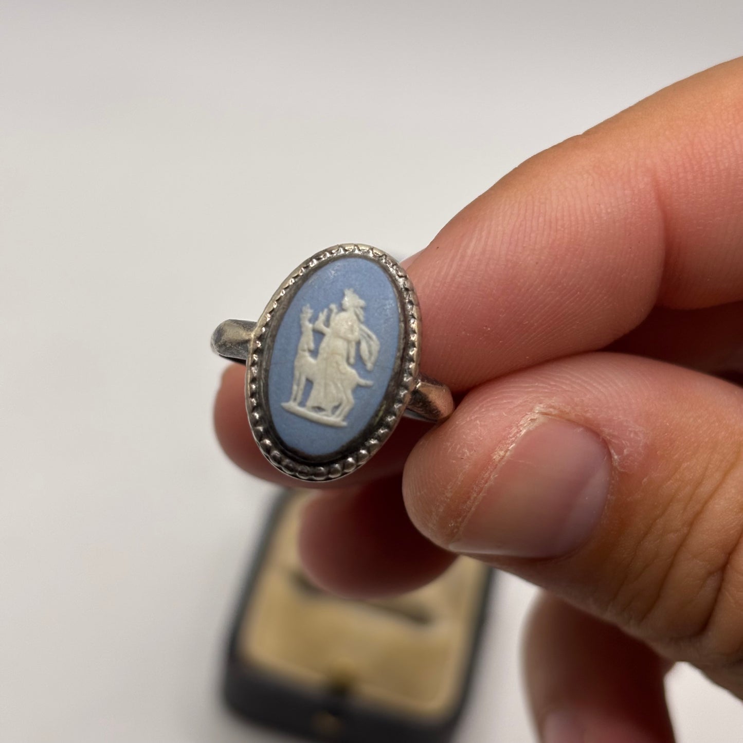 Silver Vintage Wedgewood Ring (P)