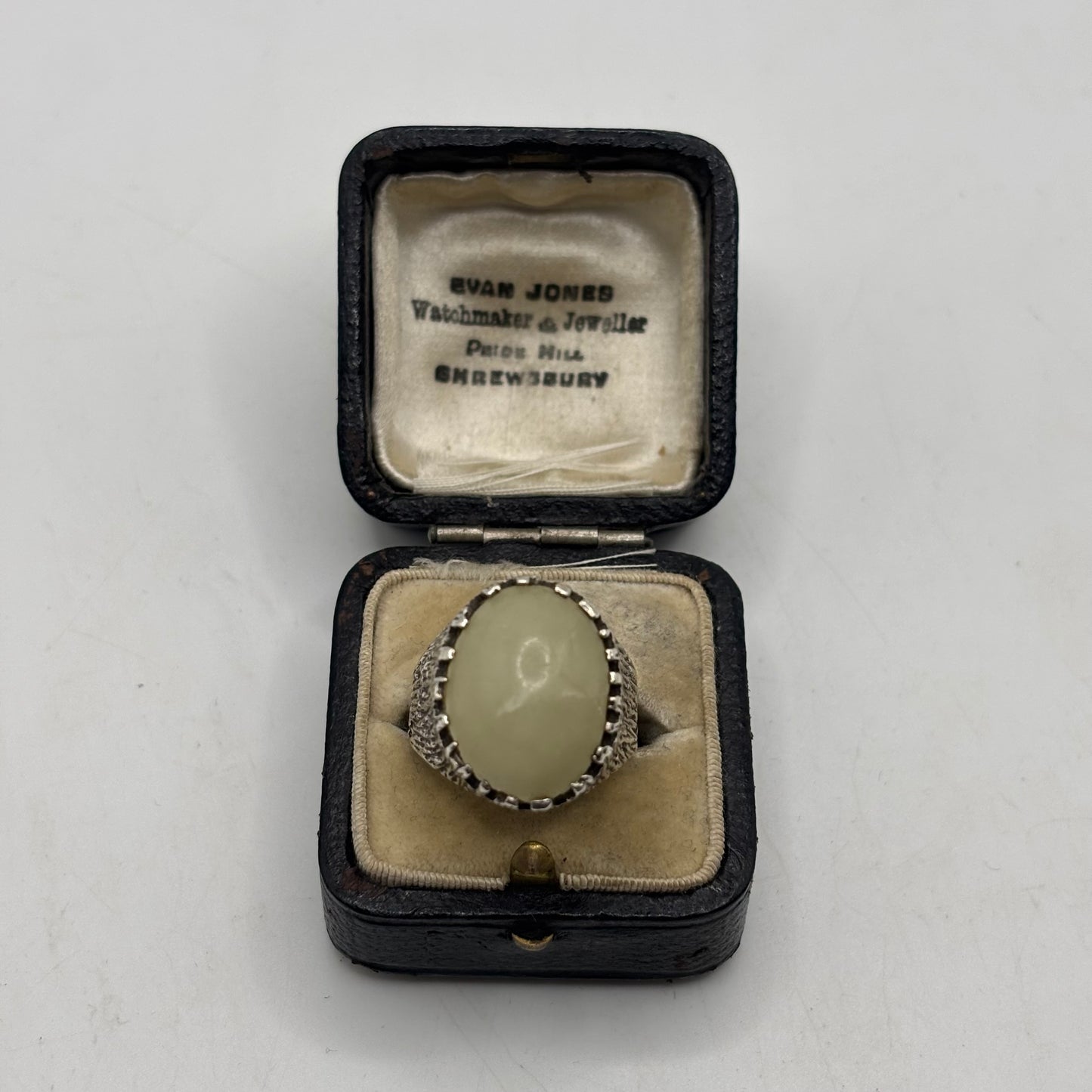 Silver 70s Jade Ring (O 1/2)
