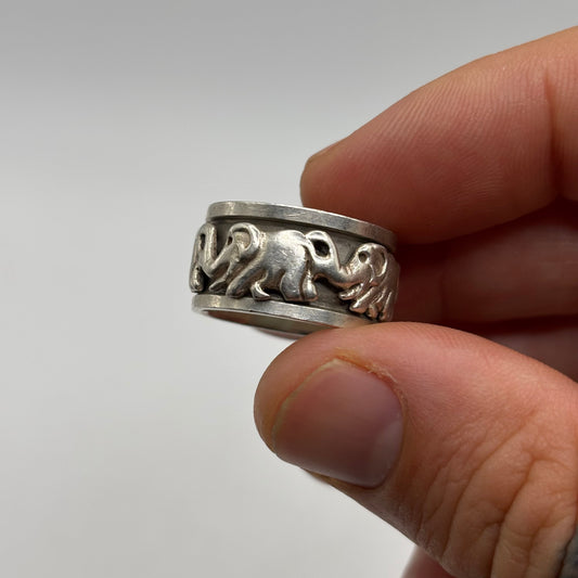Silver Chunky Elephant Spinner Ring
