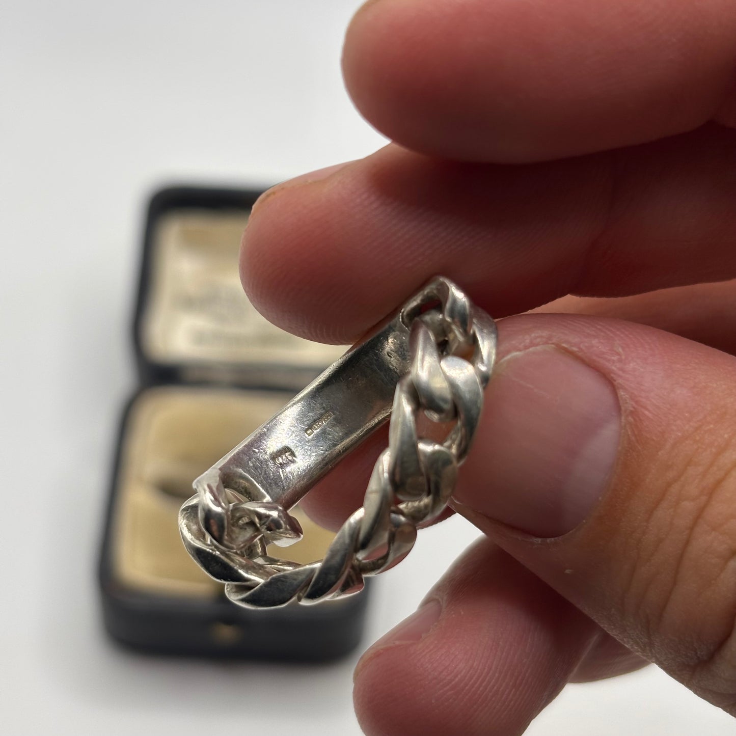 Silver Chain Link ID Ring (U)