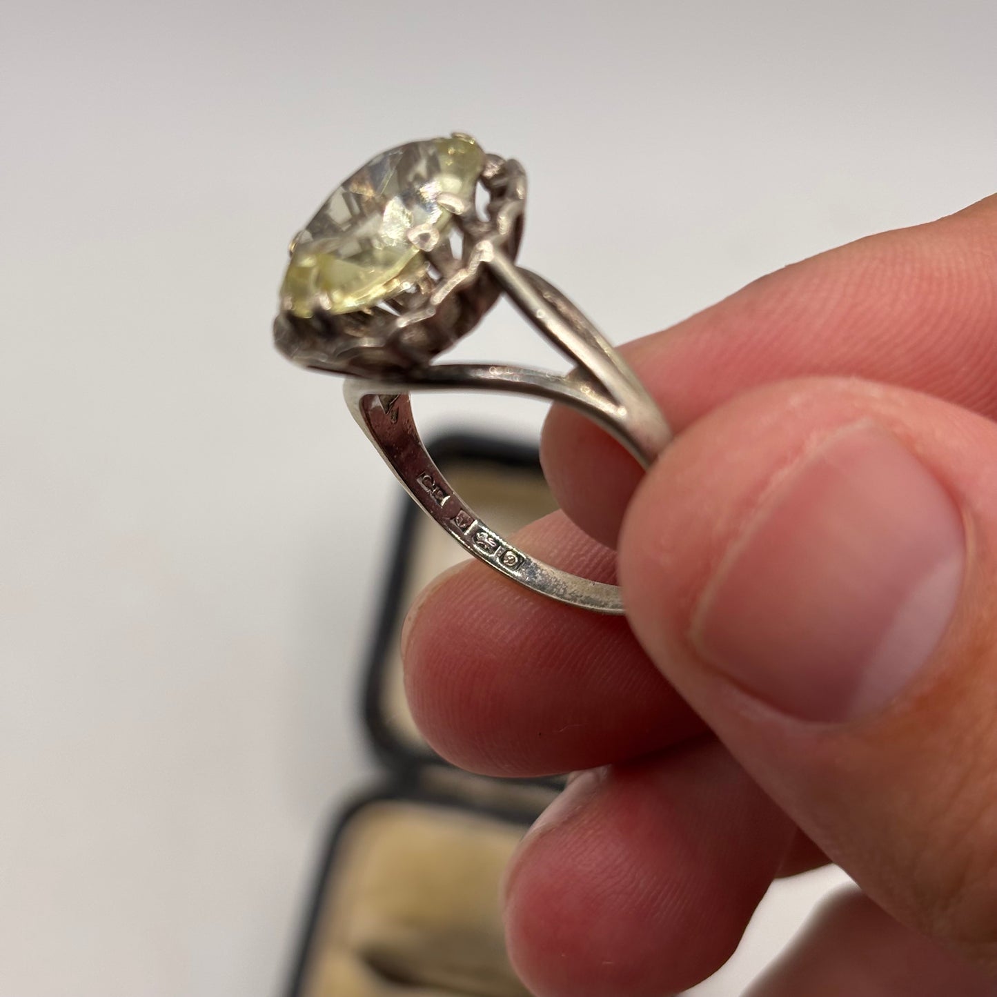 Silver Citrine Ring (S 1/2)