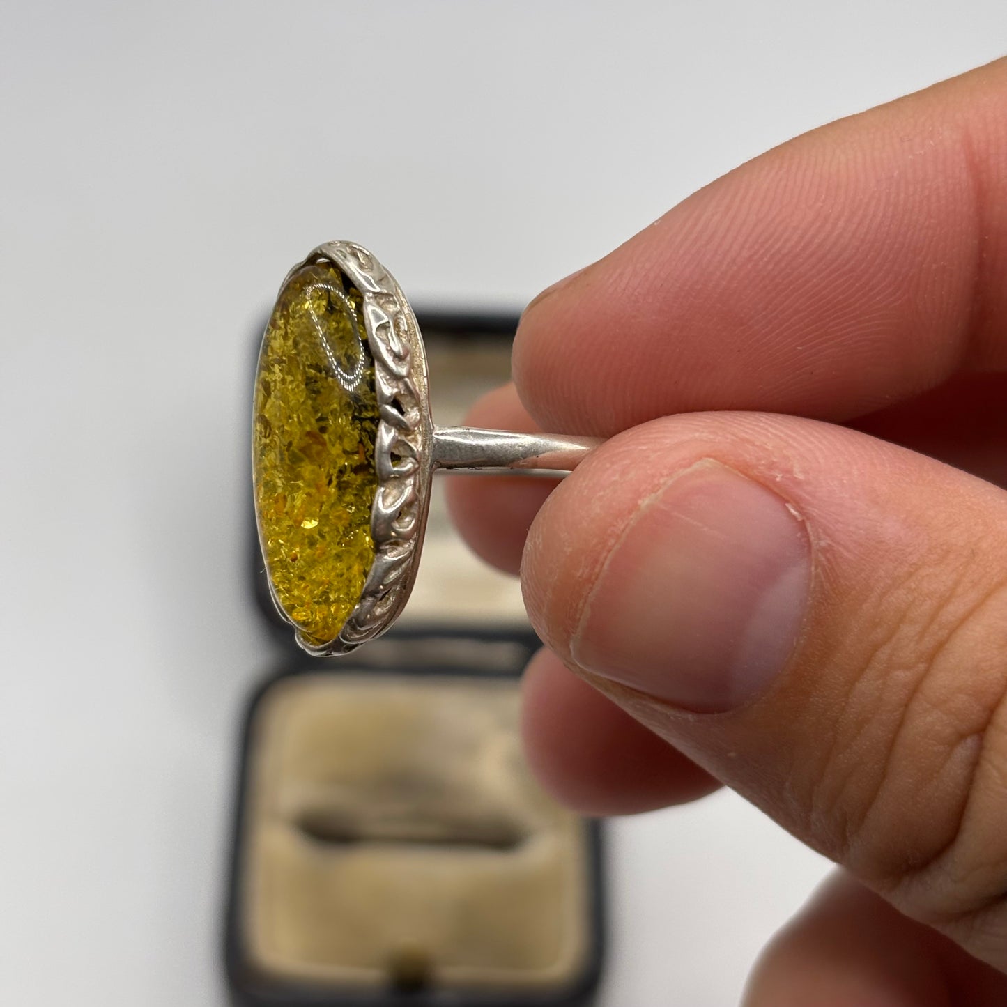 Silver Amber Ring (S)