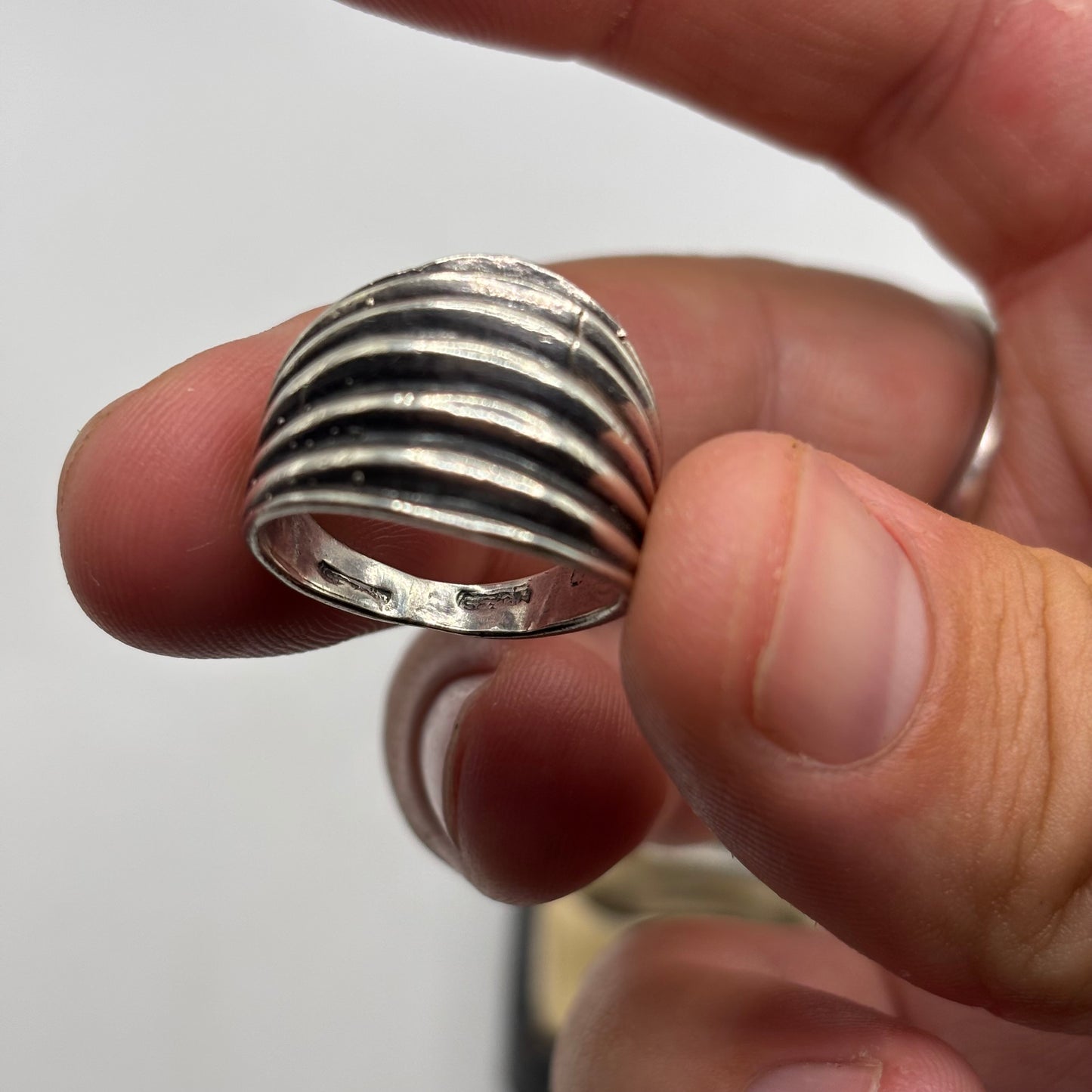 Silver Band Ring (N)