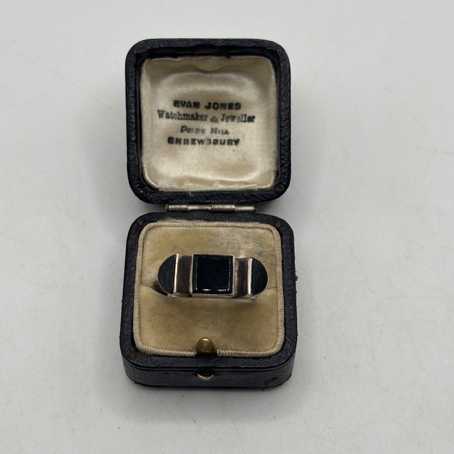 Silver Onyx Ring (P)