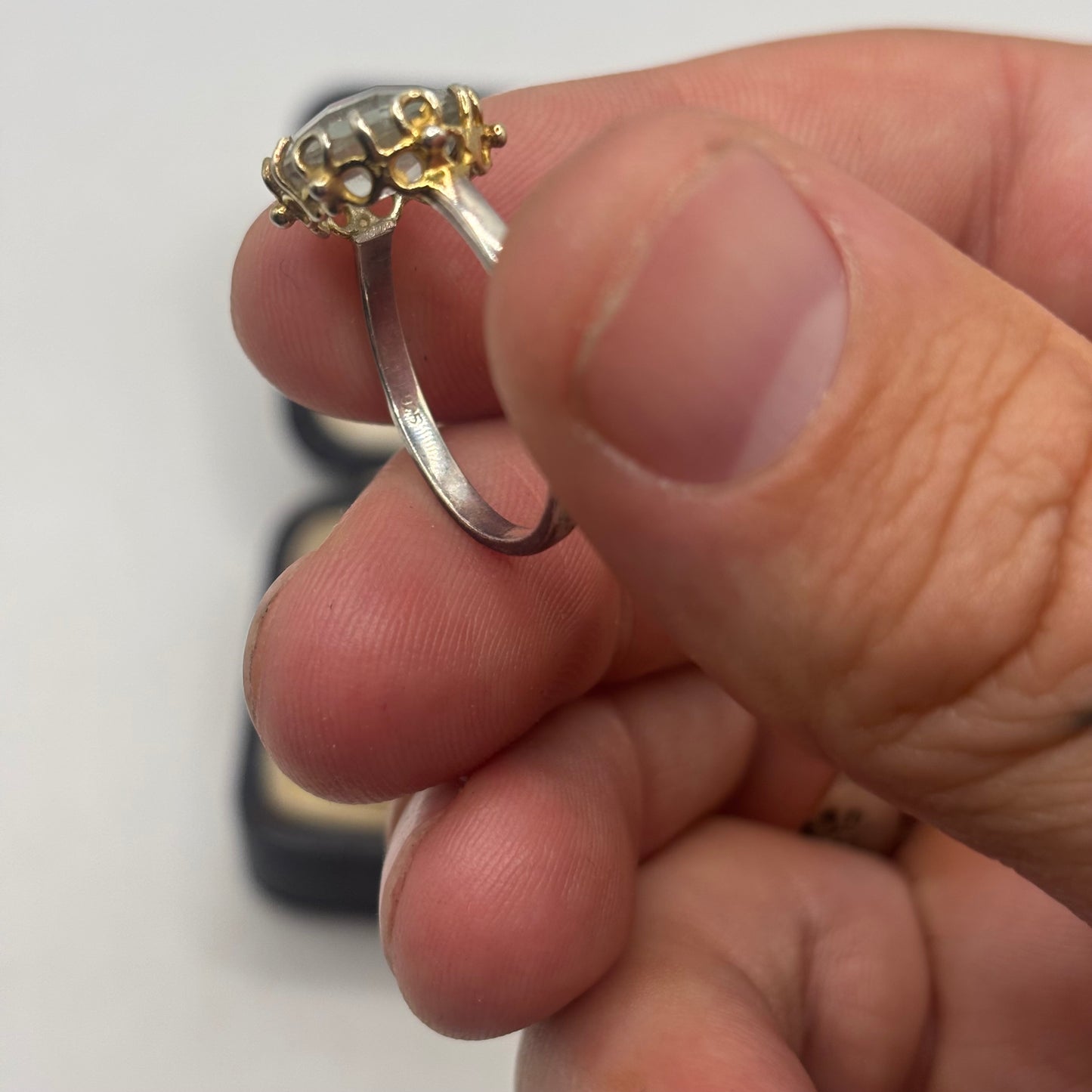 Silver Topaz Ring (Q)