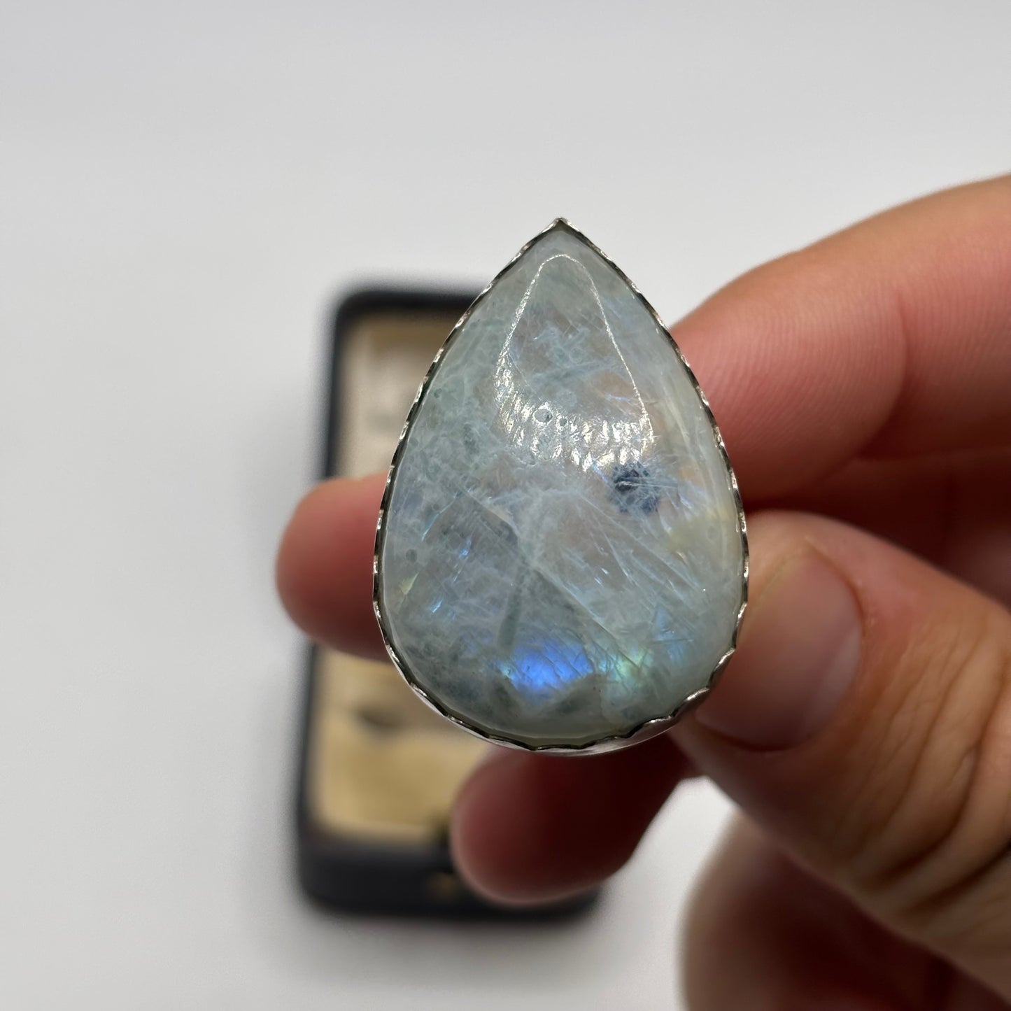 Silver Incredible Moonstone Ring (T)