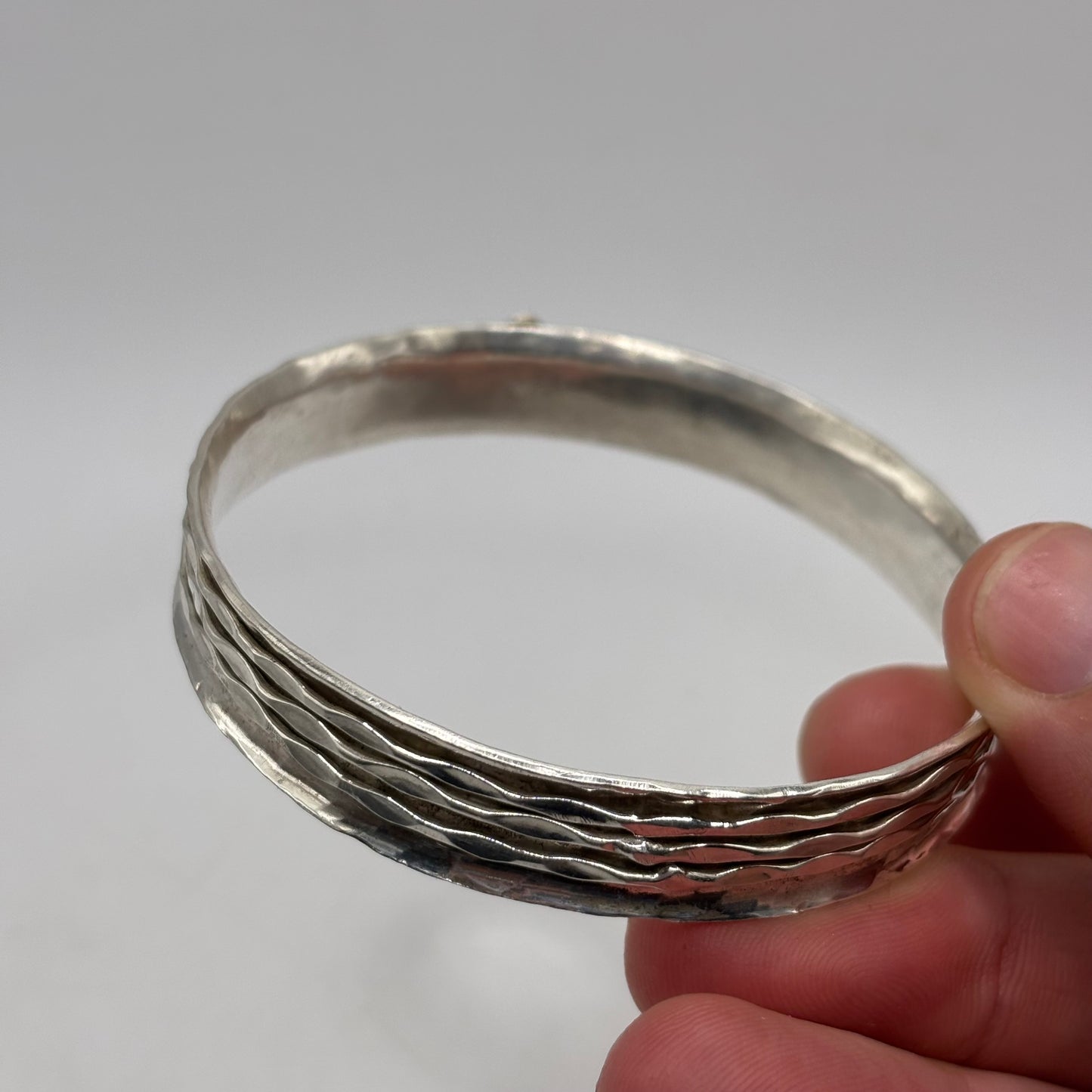 Silver Heavy Spinner Bangle (63mm)