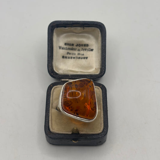 Silver Chunky Amber Ring (W)
