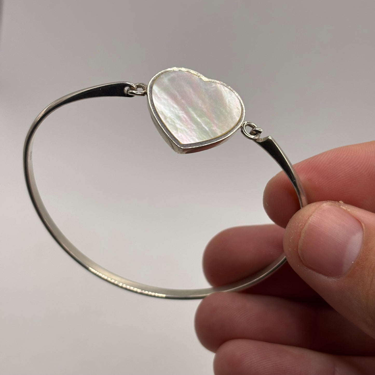 Silver Pearl Heart Cuff (62mm)