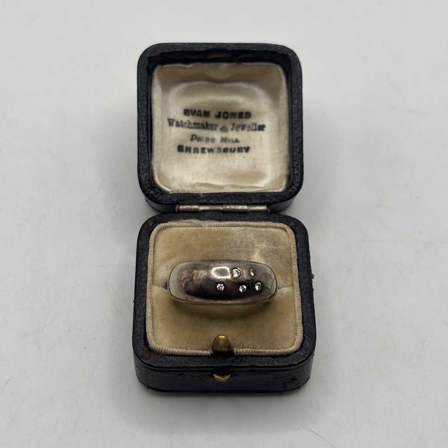 Silver CZ Inlayed Band Ring (M)