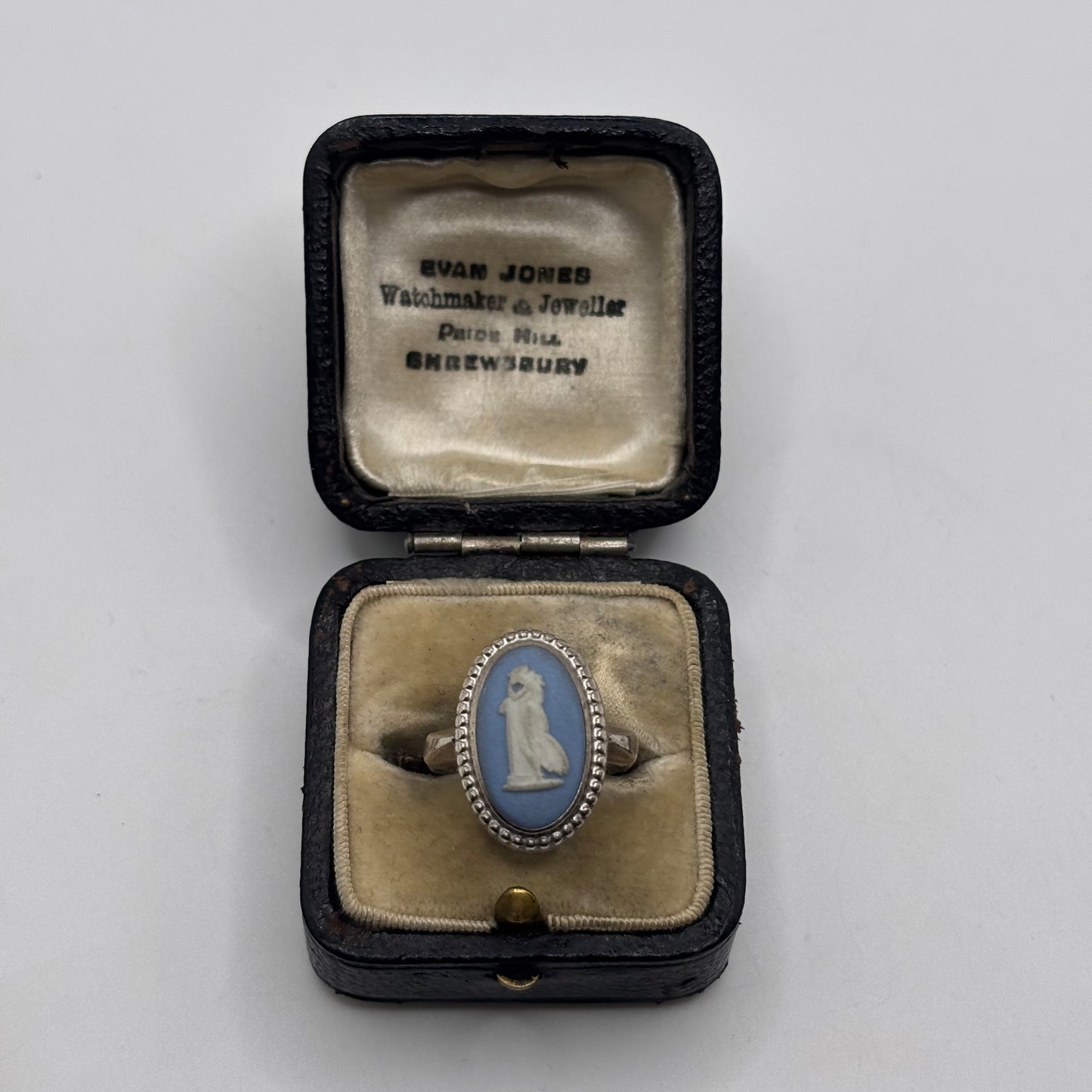 Silver Vintage Wedgewood Ring (L)