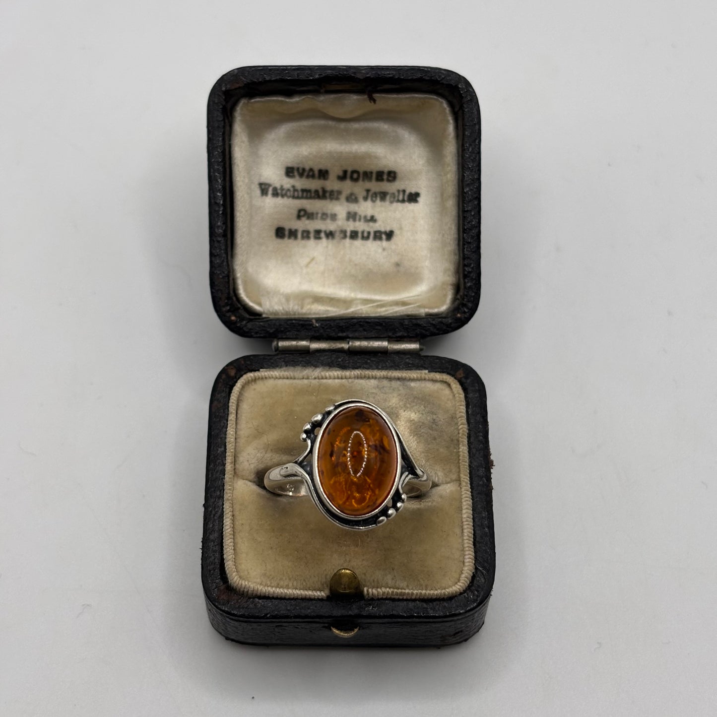 Silver Amber Ring (R)