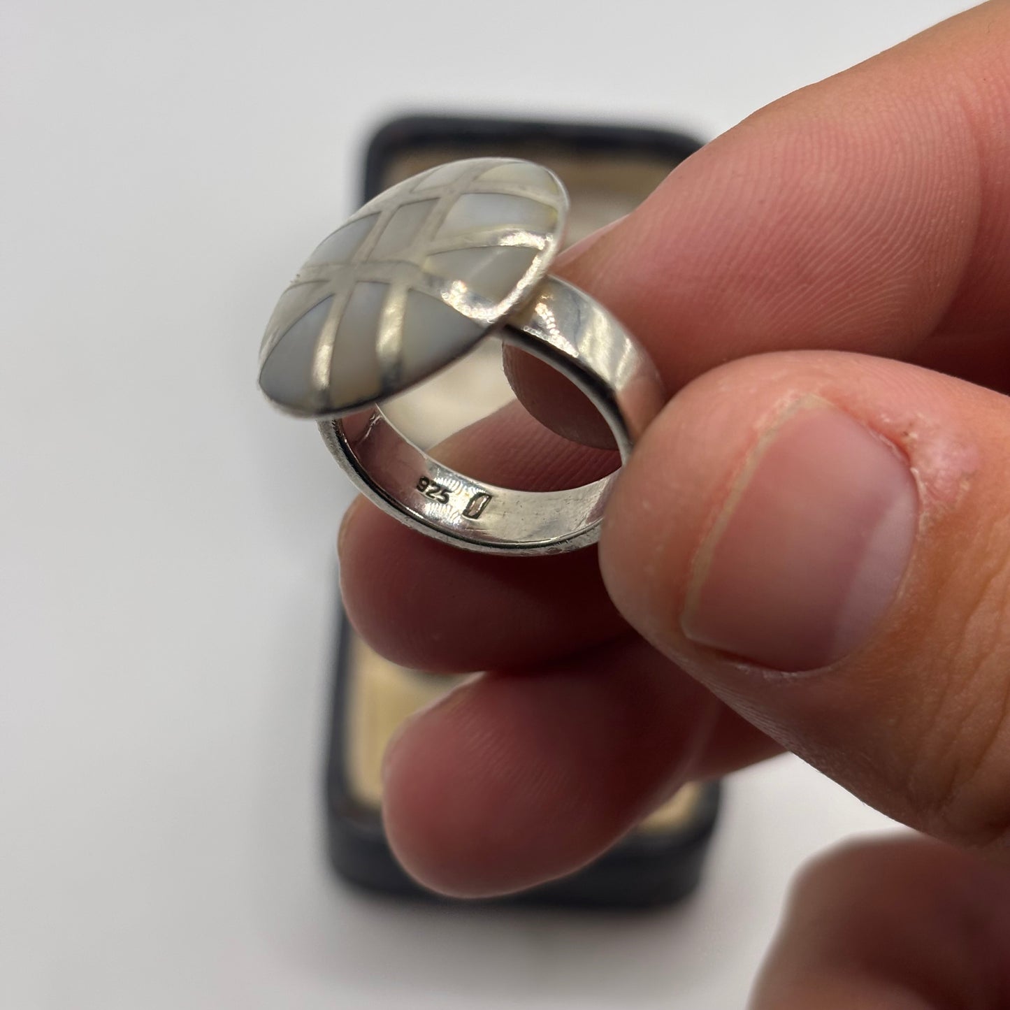 Silver Pearl Inlay Ring (M)