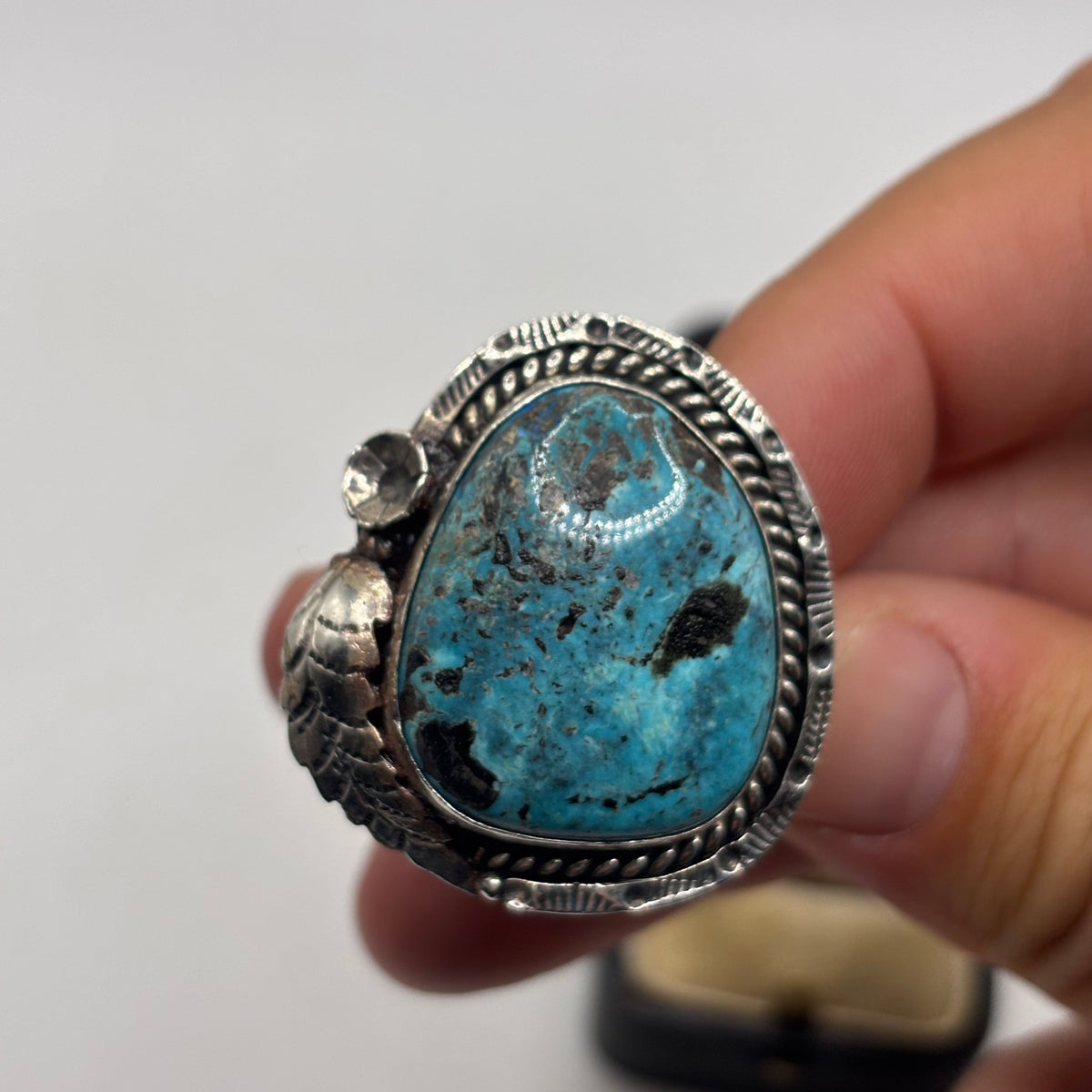 Silver Heavy Native American Turquoise Ring (S)