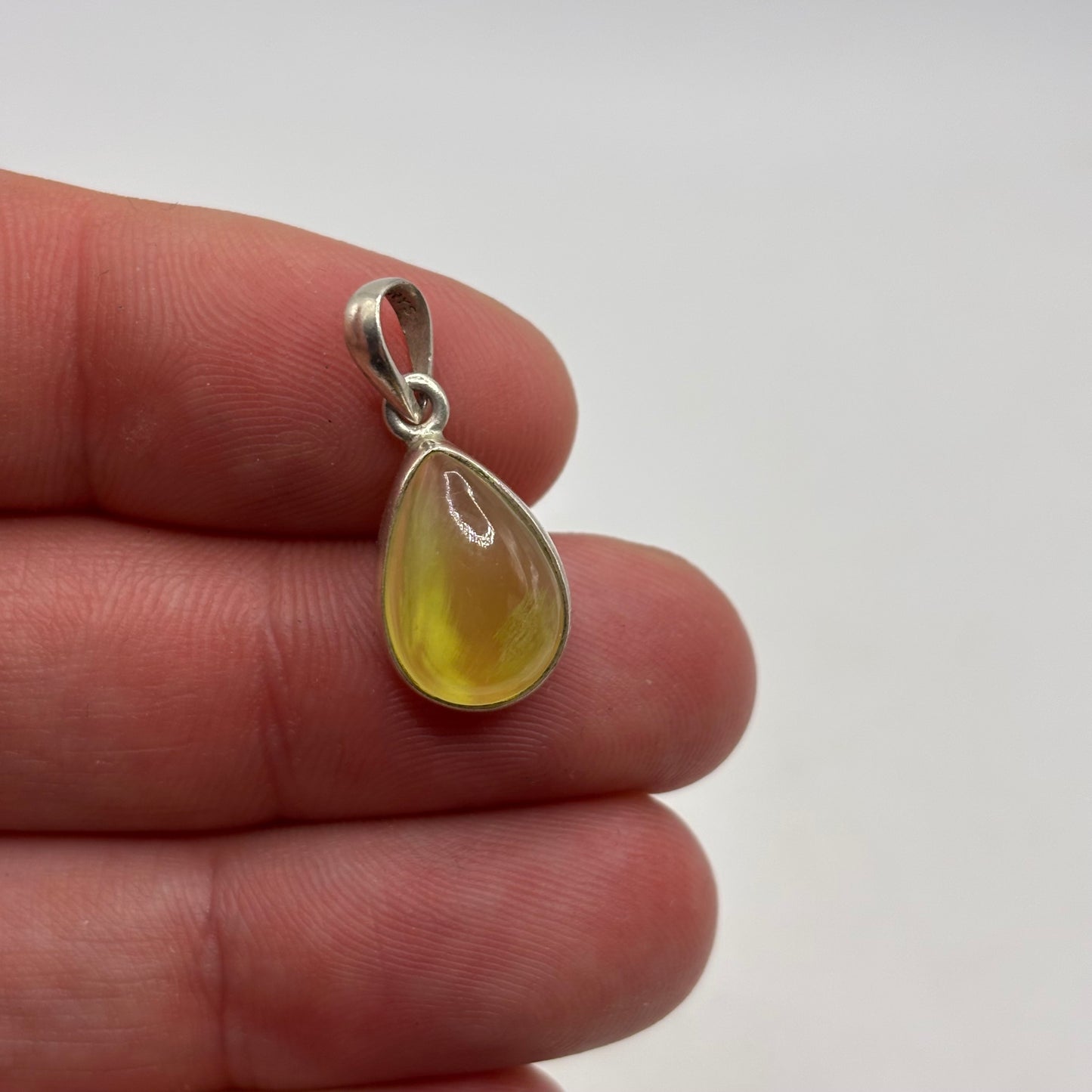 Silver Lemon Quartz Pendant