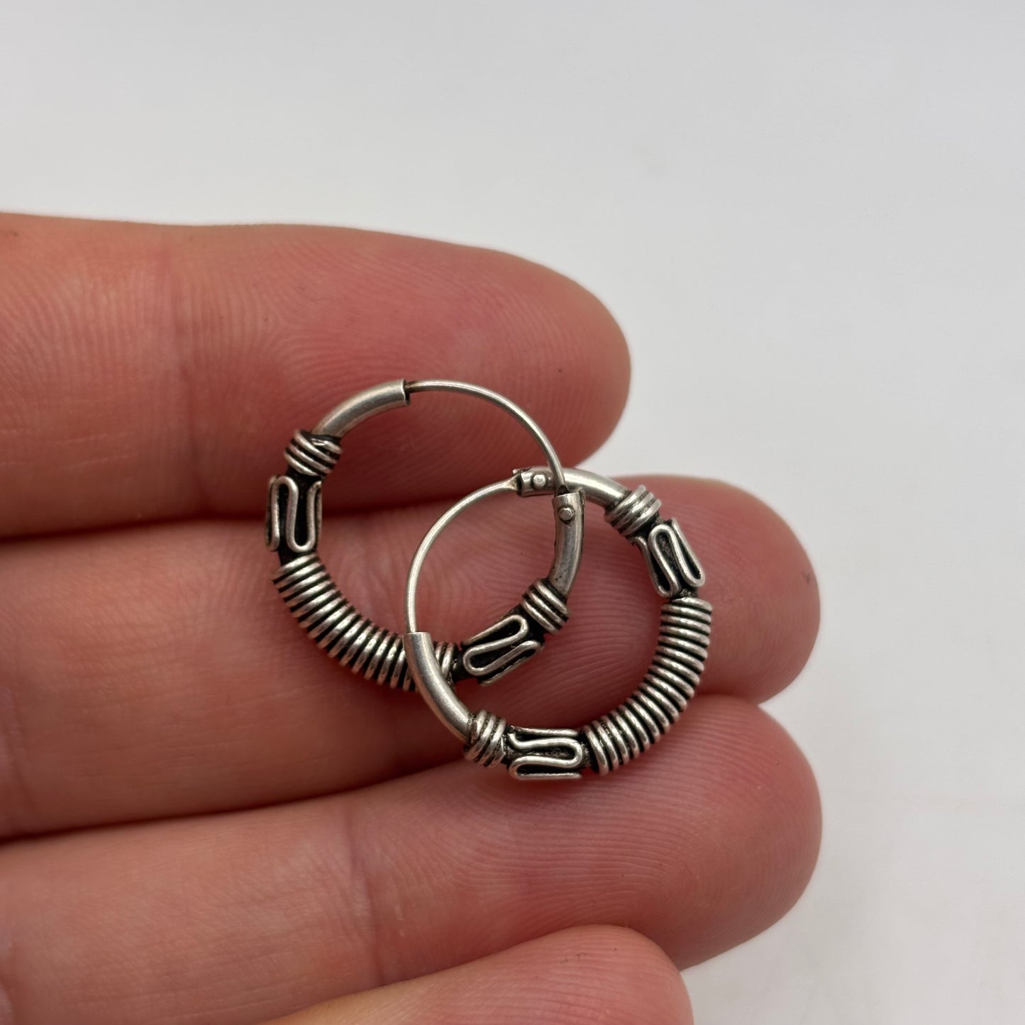 Silver 18mm Hoop Earrings