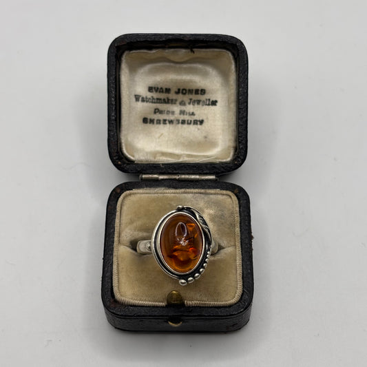 Silver Amber Ring (P)