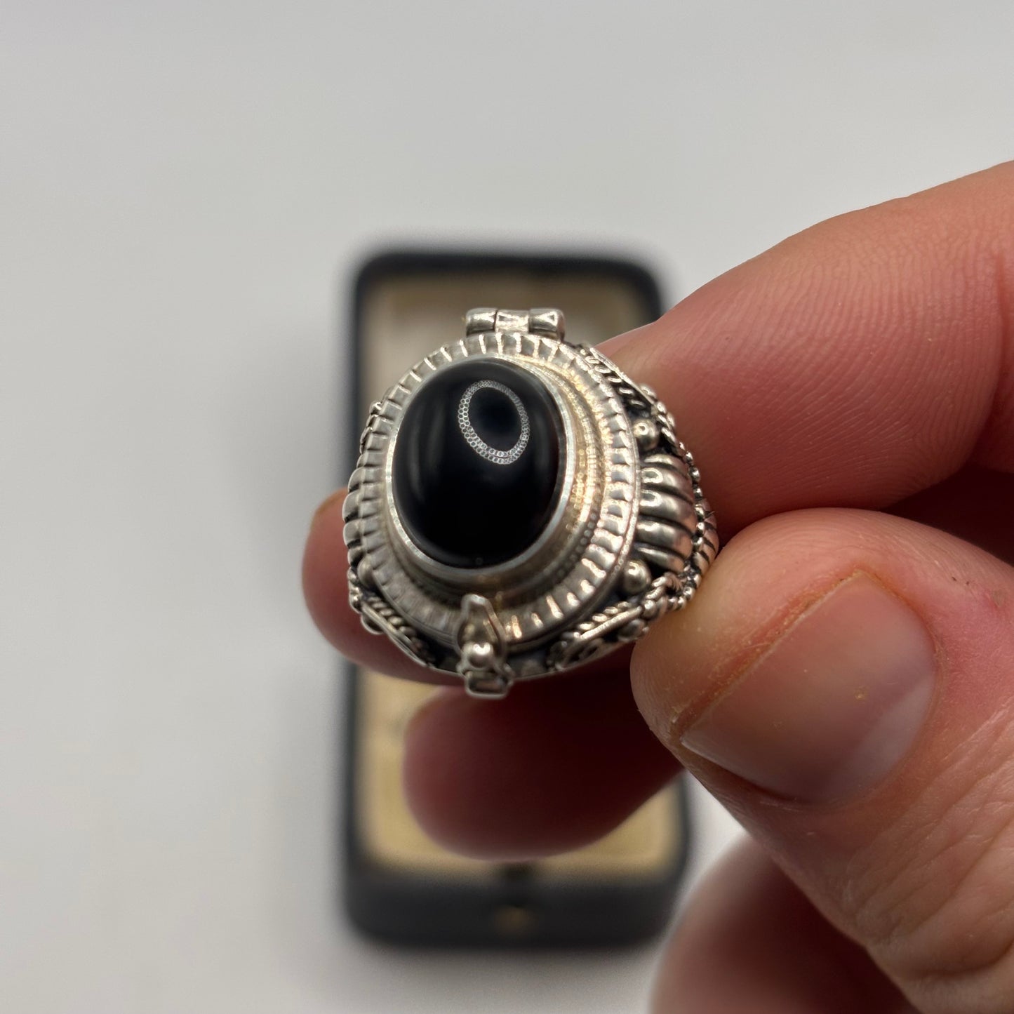 Silver Regal Rose Onyx Poison Ring (L)