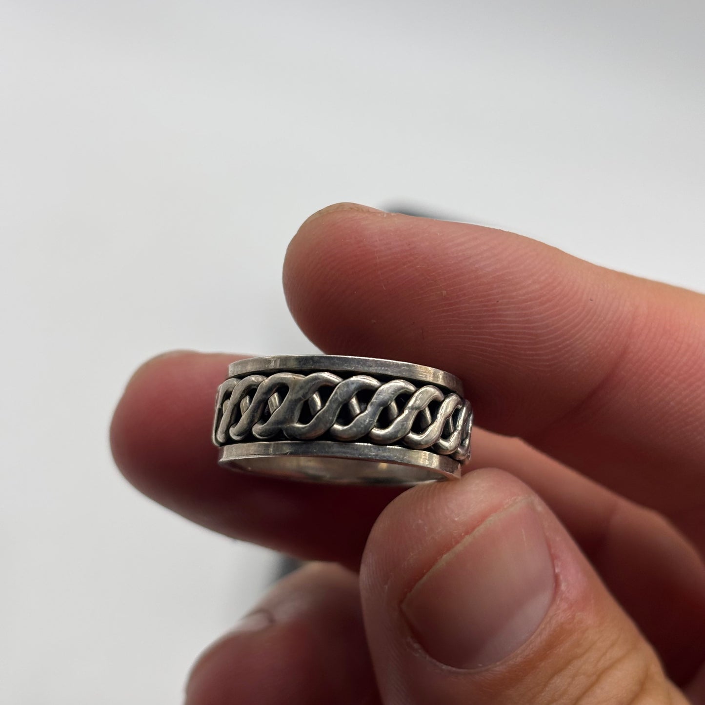 Silver Celtic Spinner Ring (O)