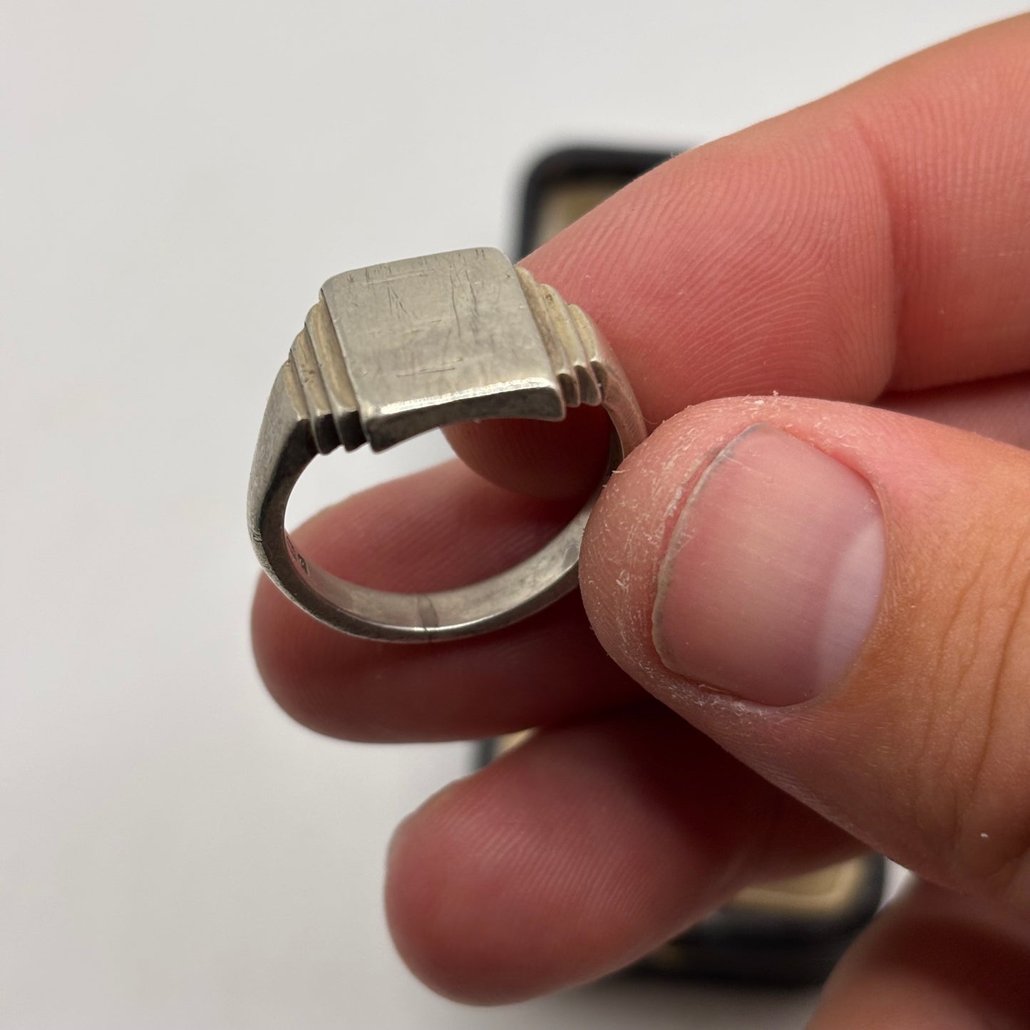Silver Signet Ring (S)