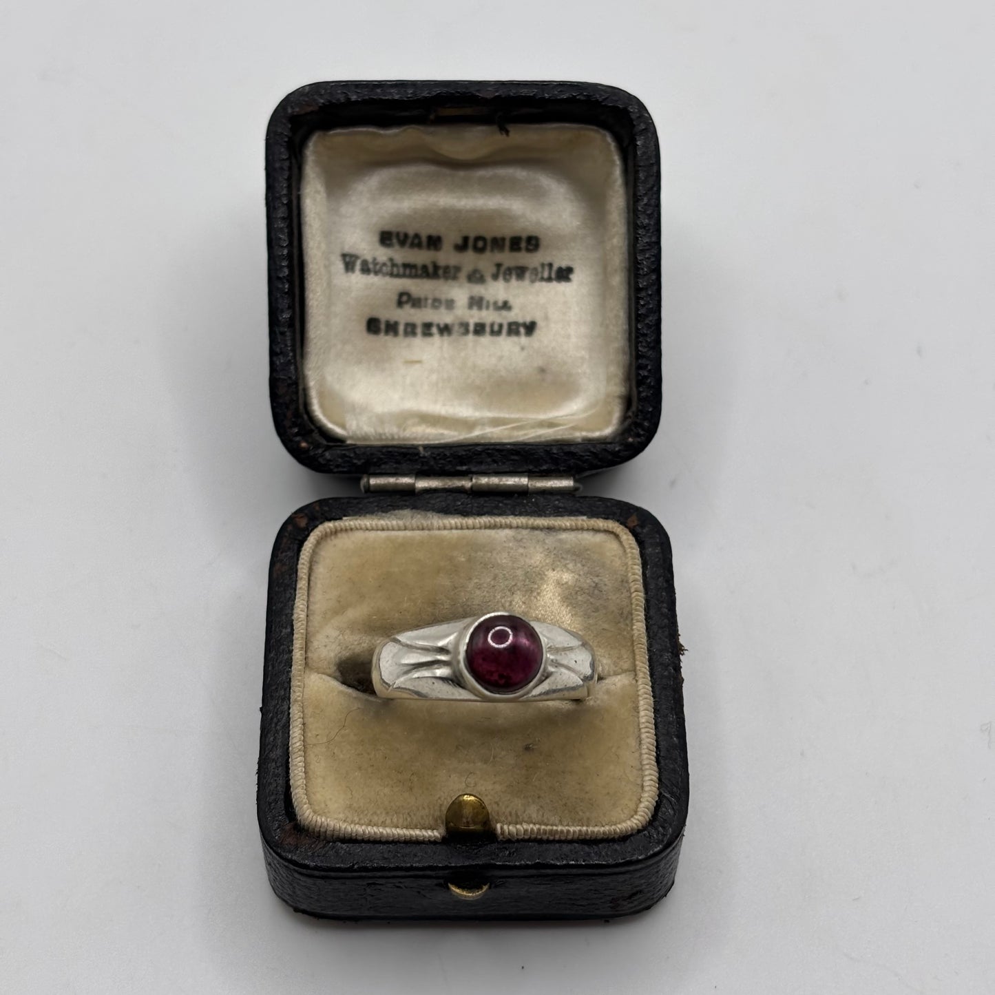 Silver Chunky Garnet Ring (L)