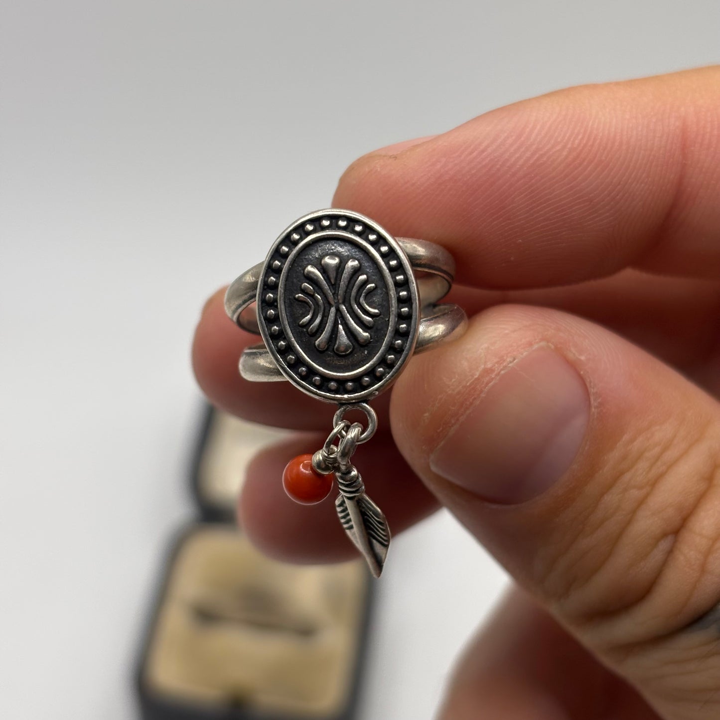Silver Native American Feather Ring (N)