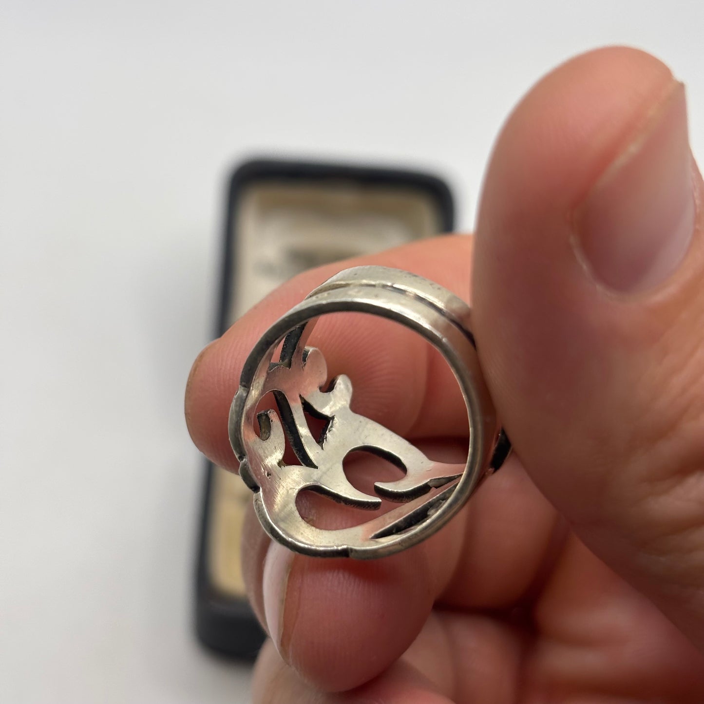 Silver Om Ring (P)