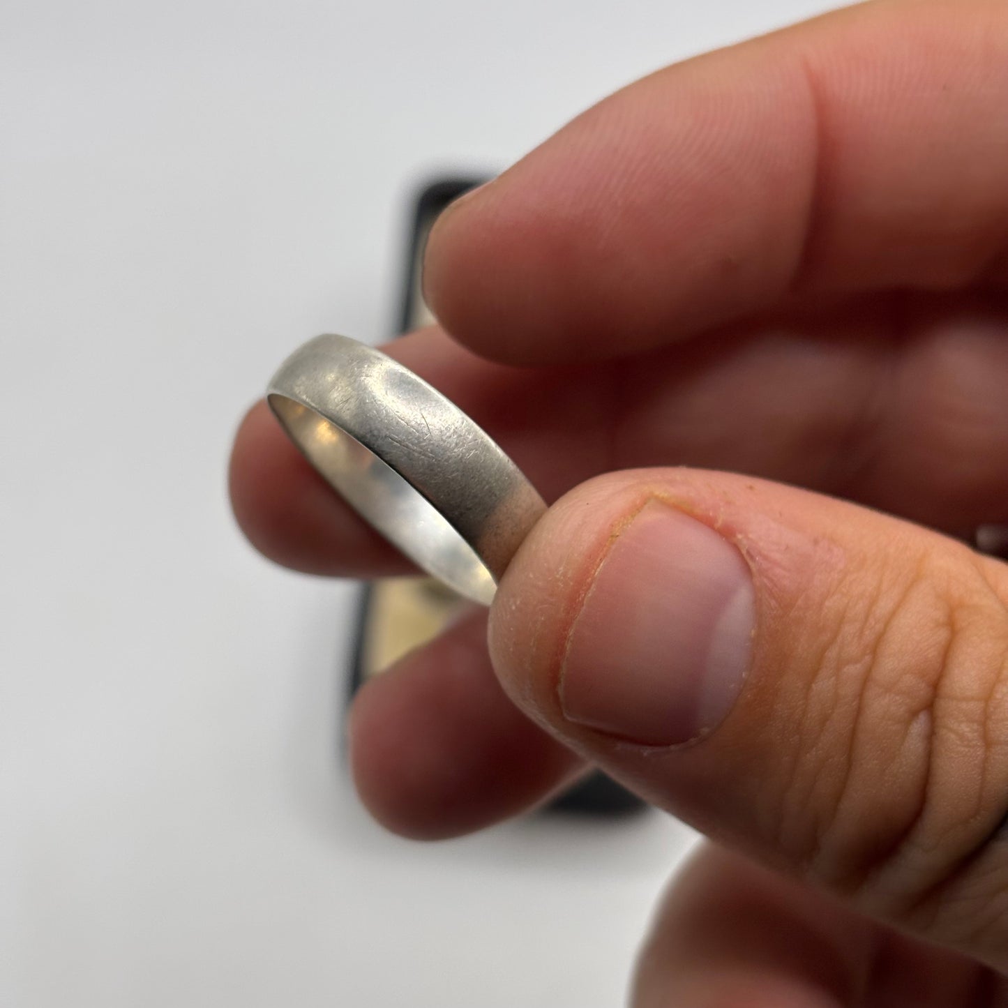 Silver Band Ring (T)