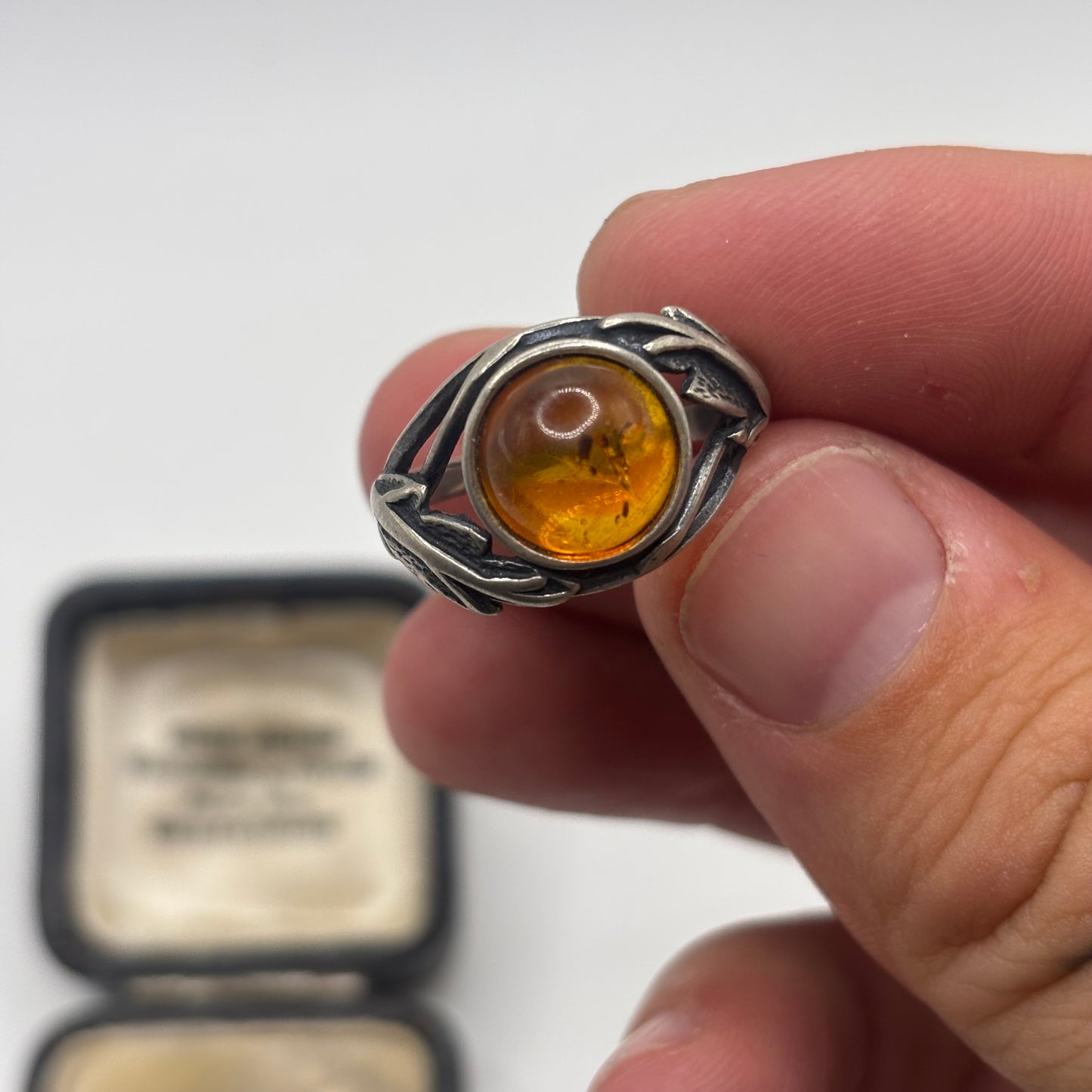 Silver Amber Leaf Ring (P)