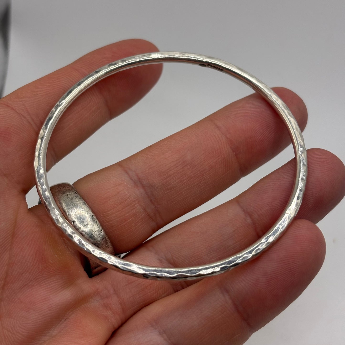 Silver Hammered Bangle (60mm)