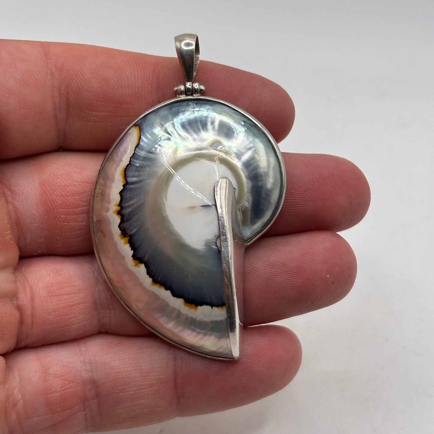 Silver Shell Pendant