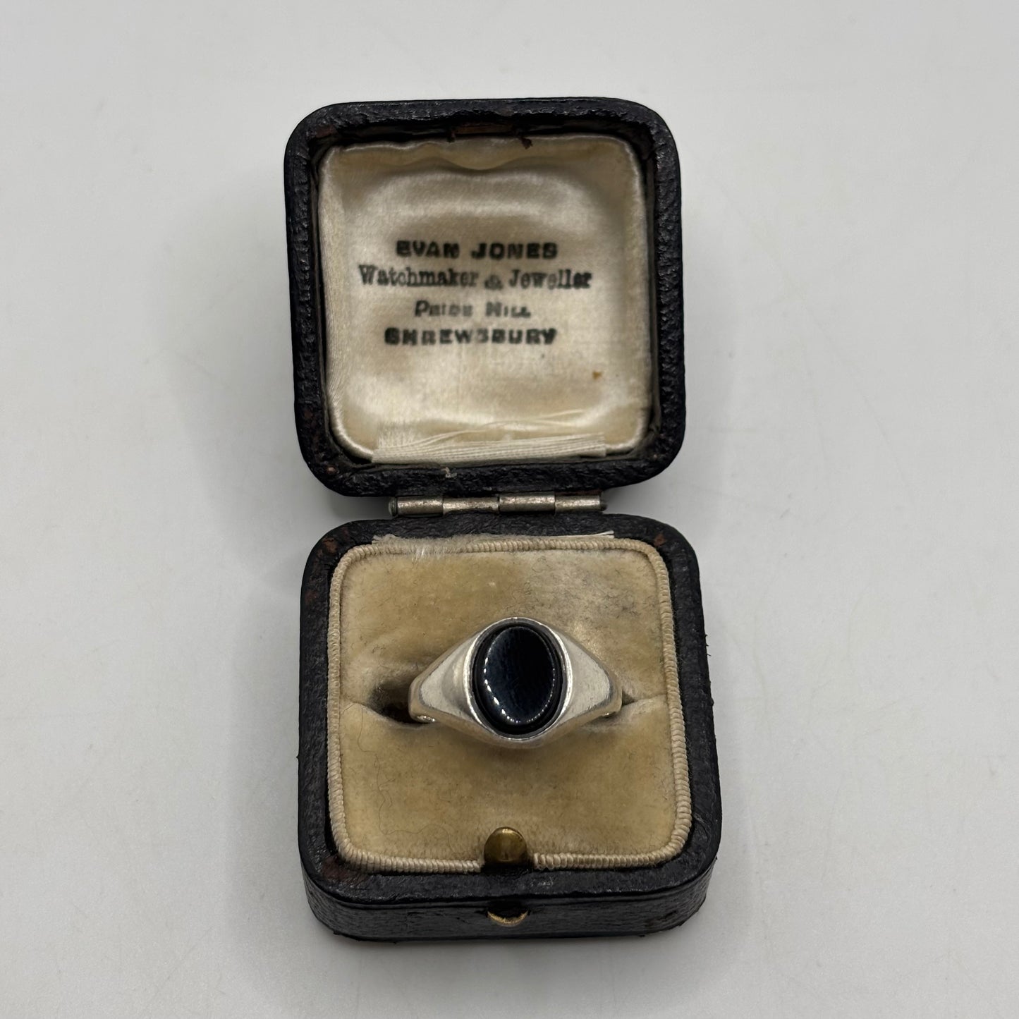 Silver Onyx Signet Ring (O)