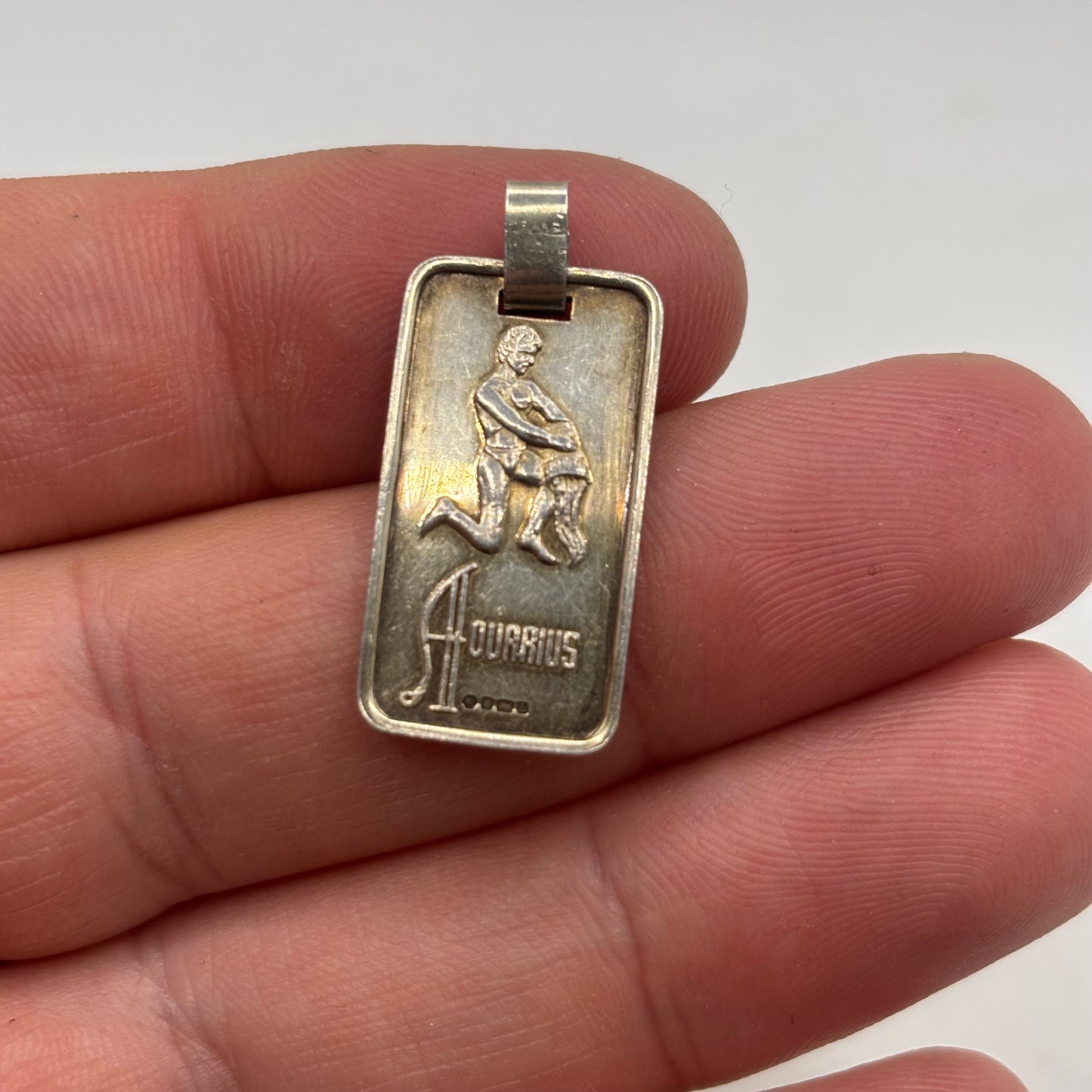 Silver Vintage Aquarius Pendant