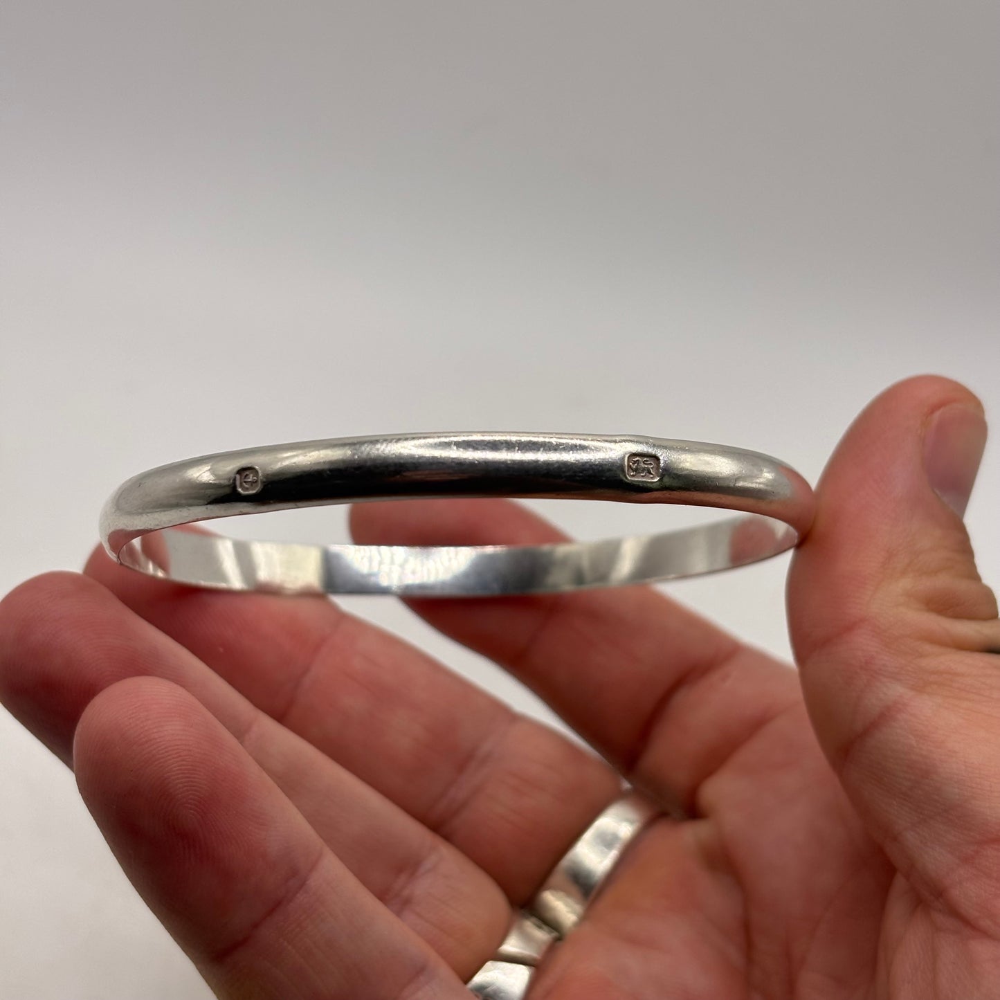 Silver Hallmarked Stamped Bangle (67mm)