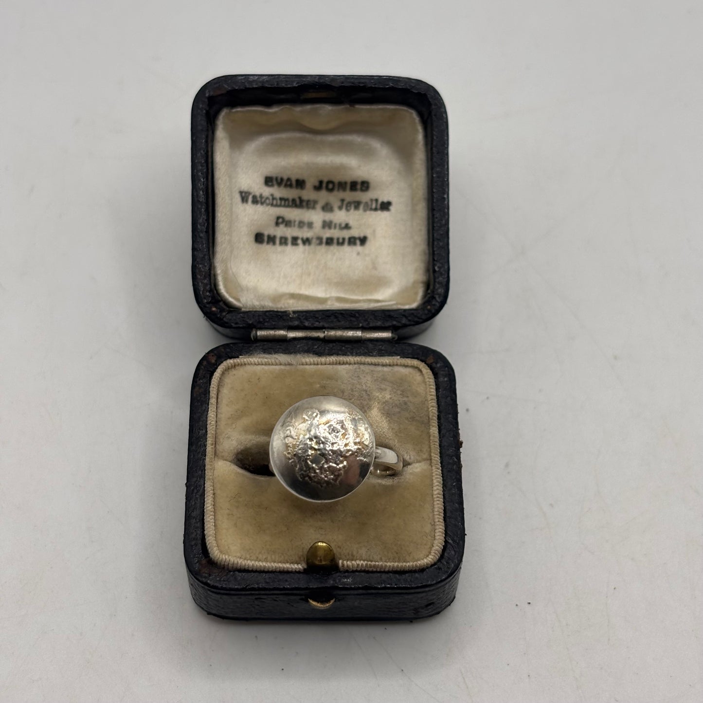 Silver Abstract Ring (P)