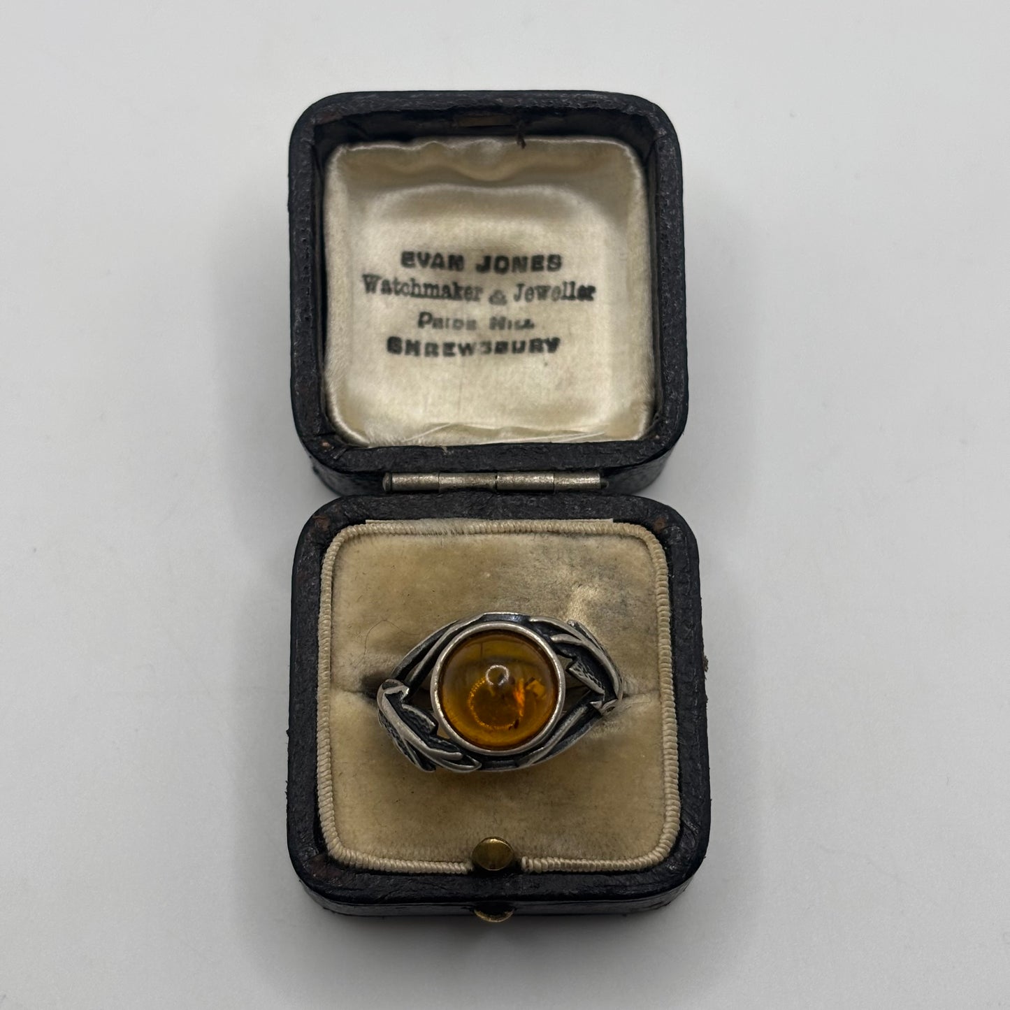 Silver Amber Leaf Ring (P)