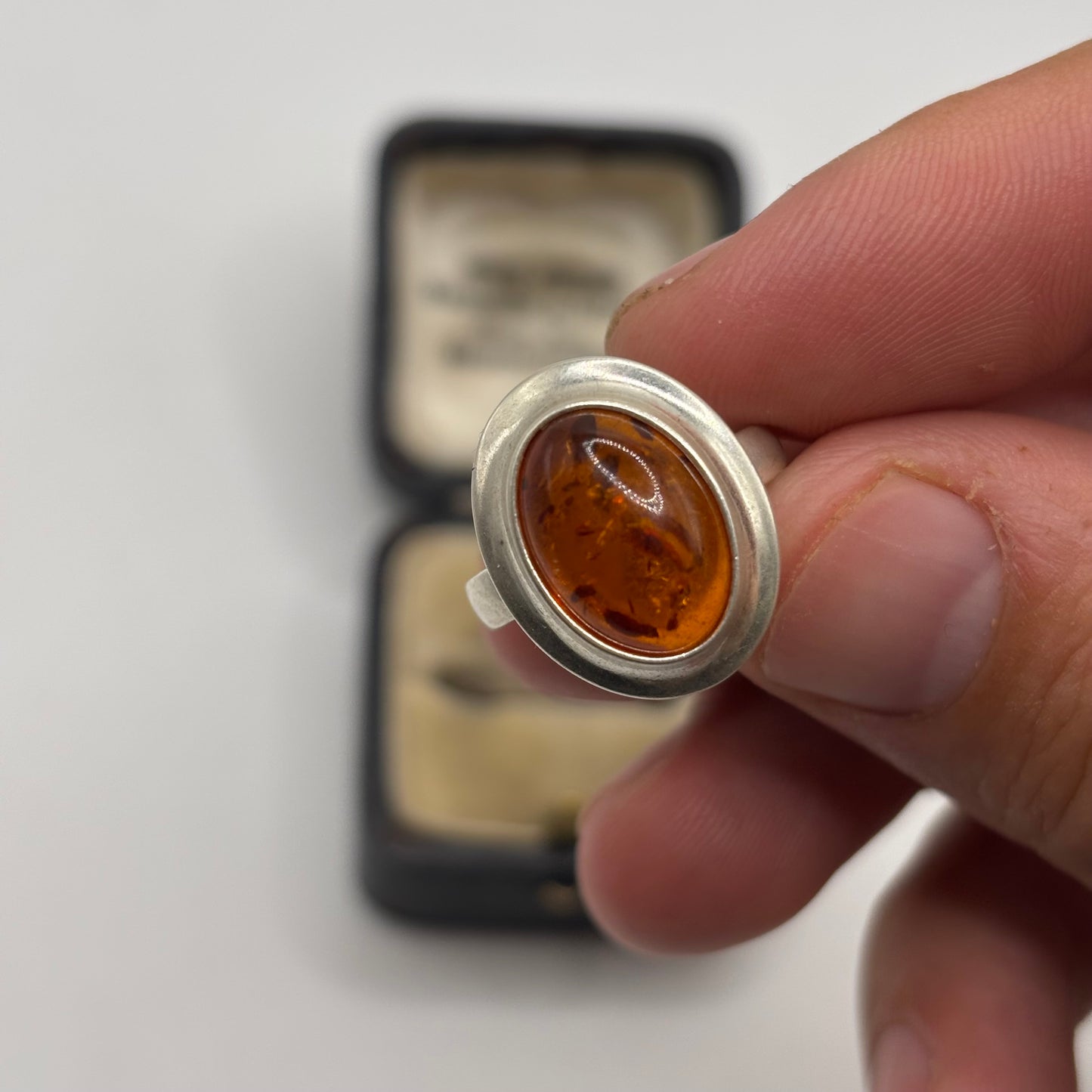 Silver Amber Ring (N)