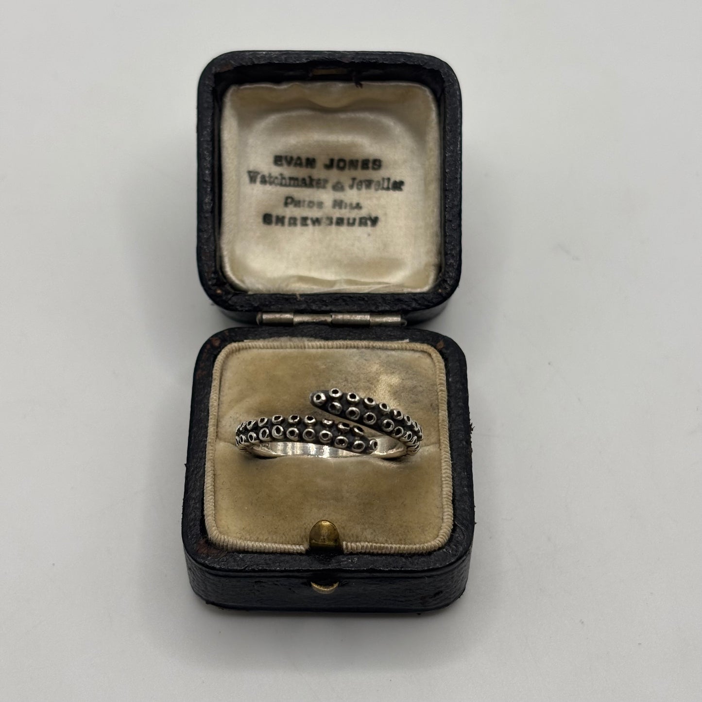 Silver Octopus Ring (Q)