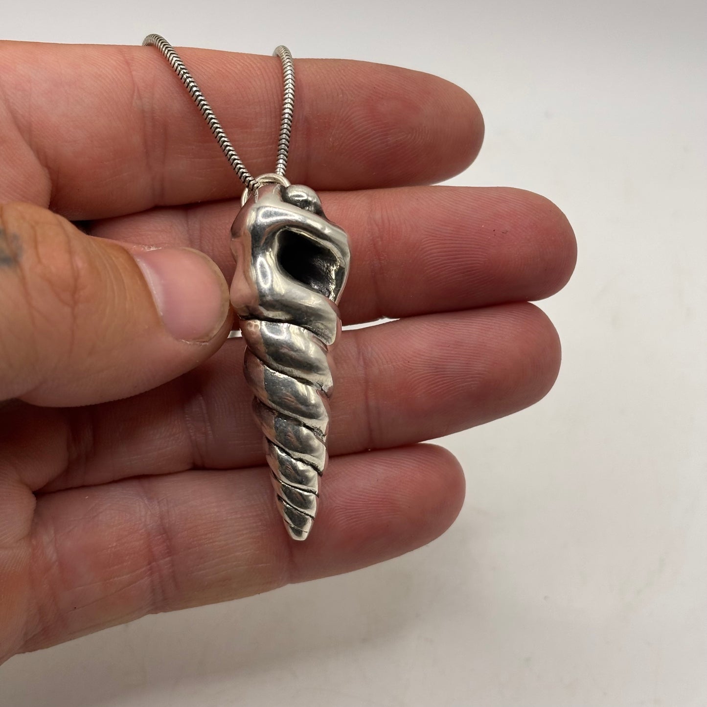 Silver 16” Shell Necklace