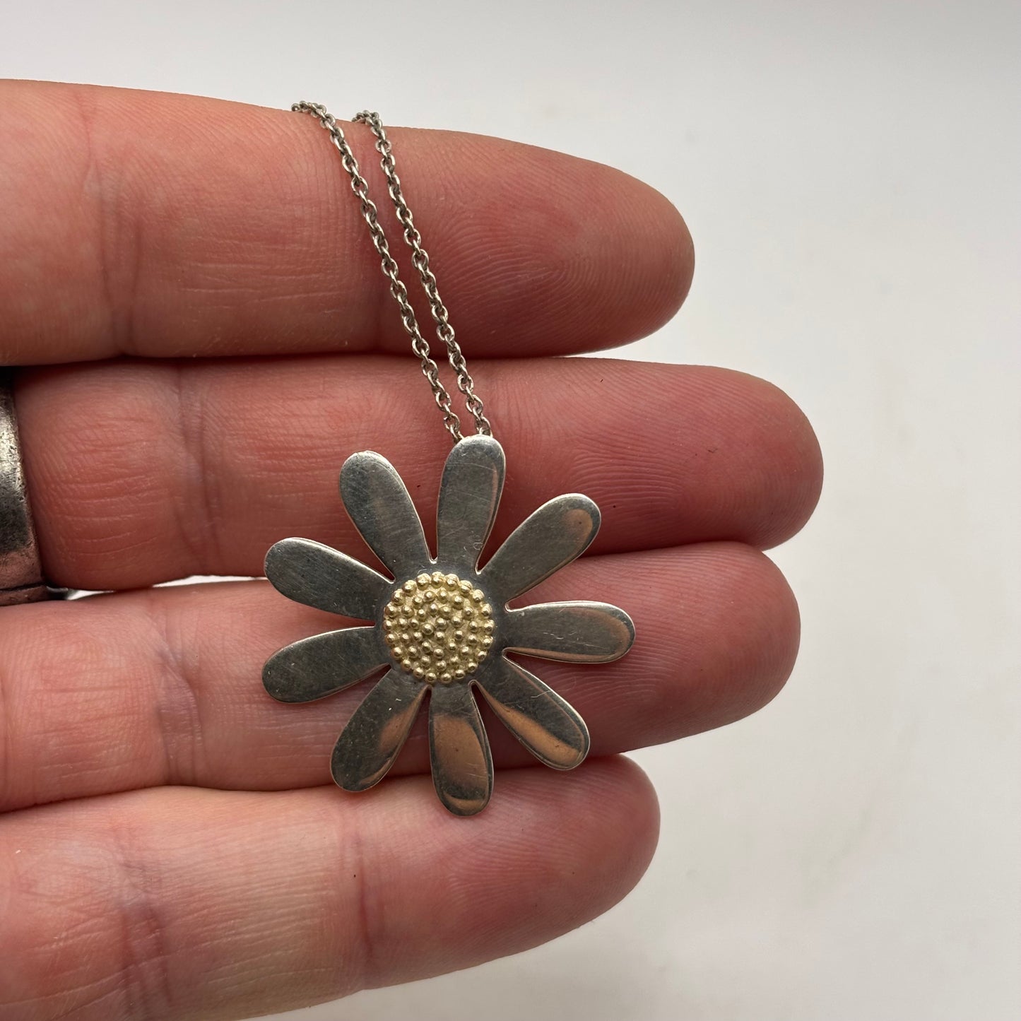 Silver 16” Daisy Necklace