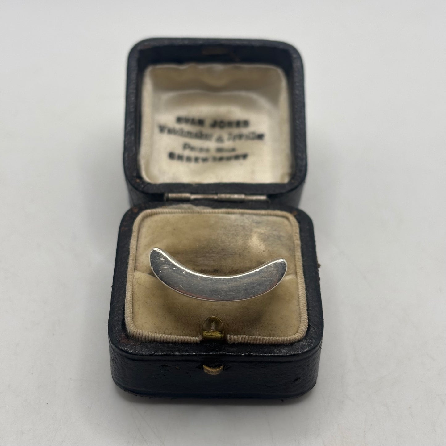 Silver Abstract Ring (Q)