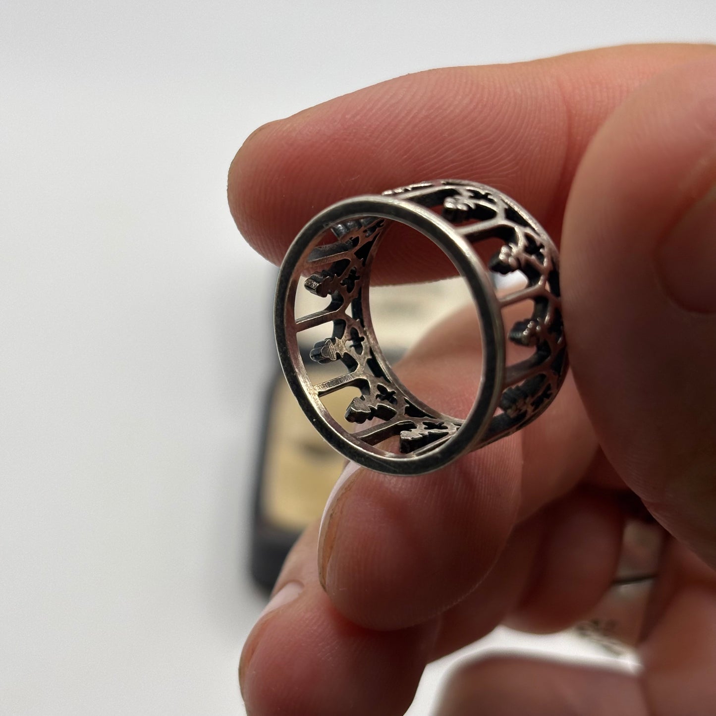 Silver Regal Rose Gothic Window Arch Ring (P 1/2)