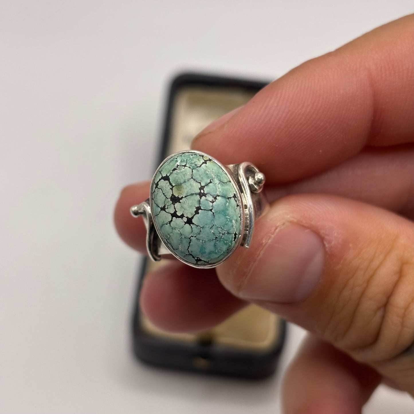 Silver Beautiful Turquoise Ring (N)