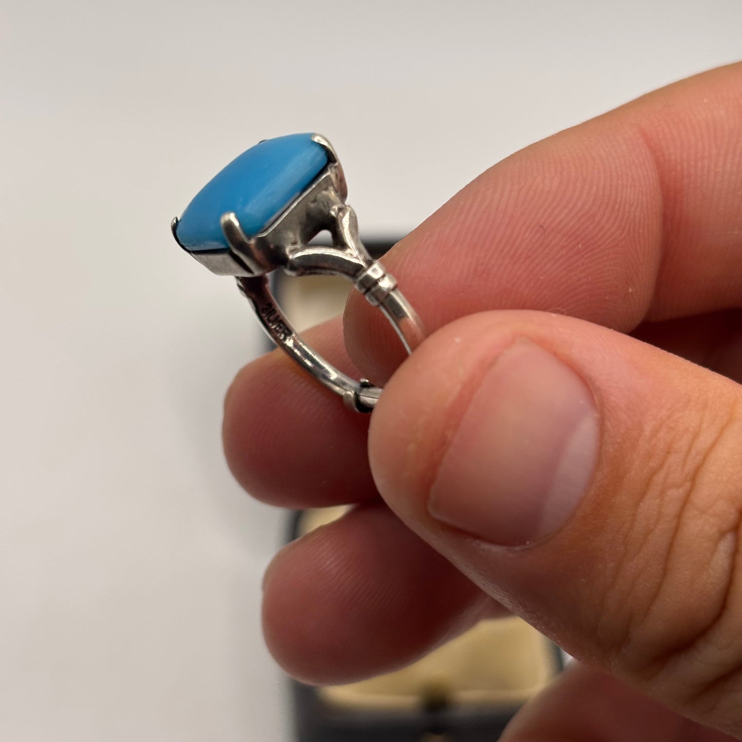Silver Vintage Blue Glass Ring (P)