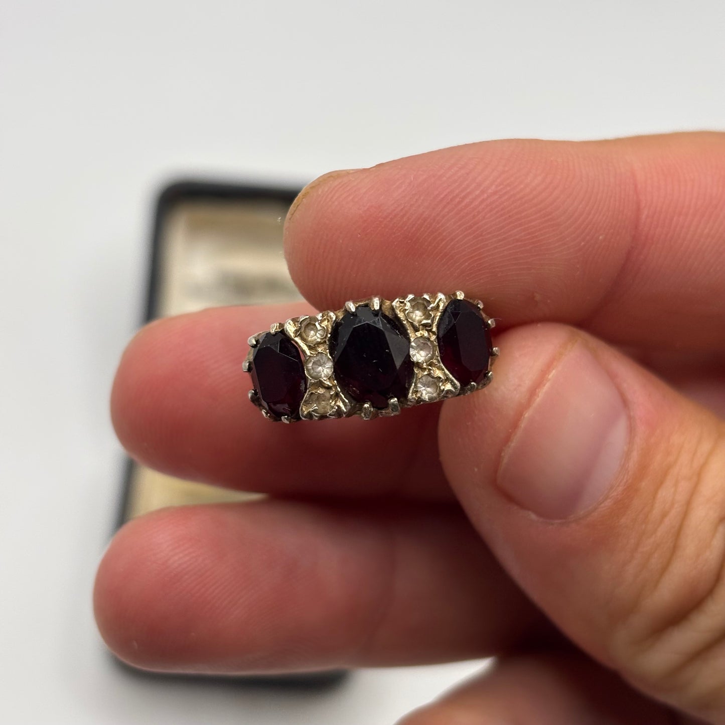 Silver Garnet Ring (O)