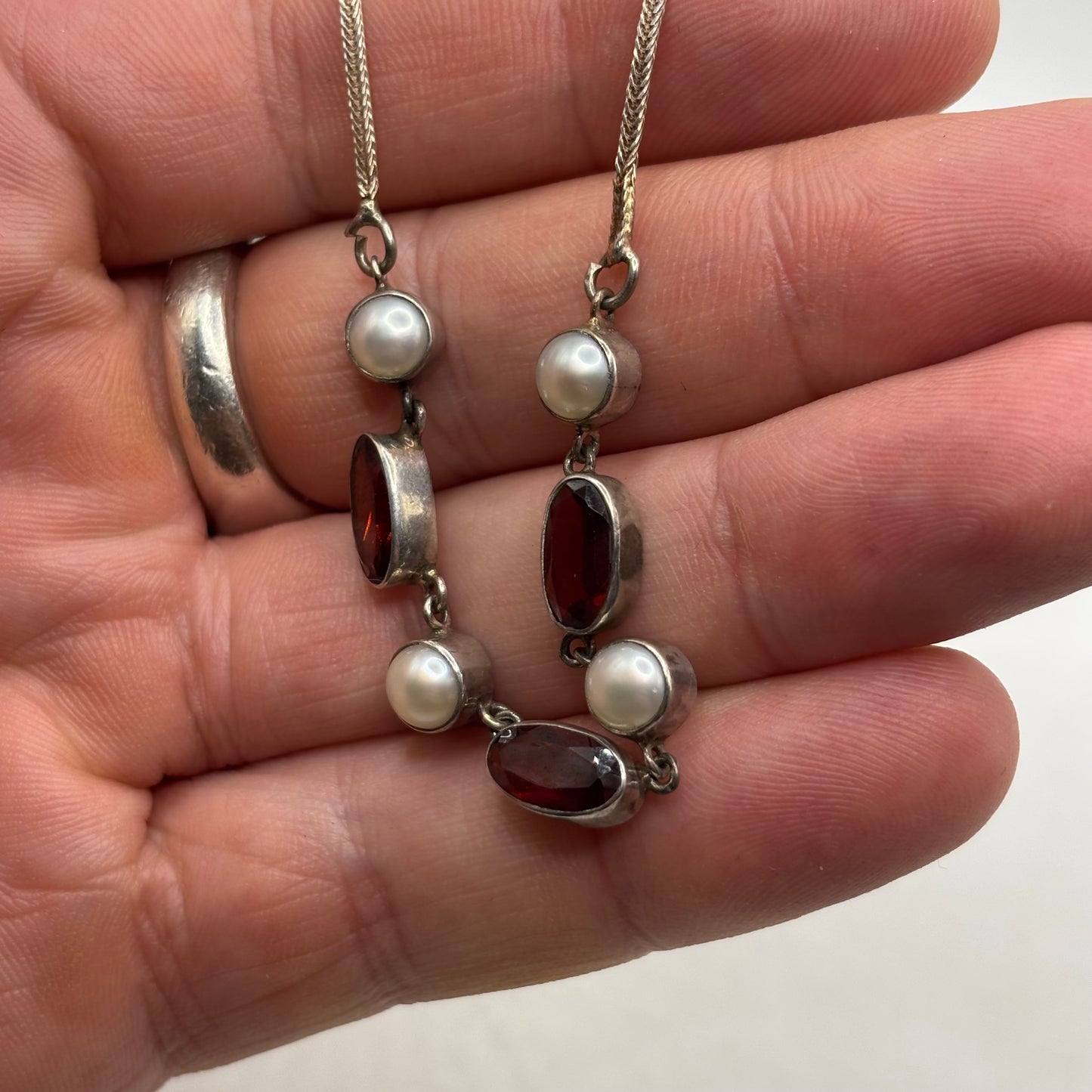 Silver 20” Garnet & Pearl Necklace